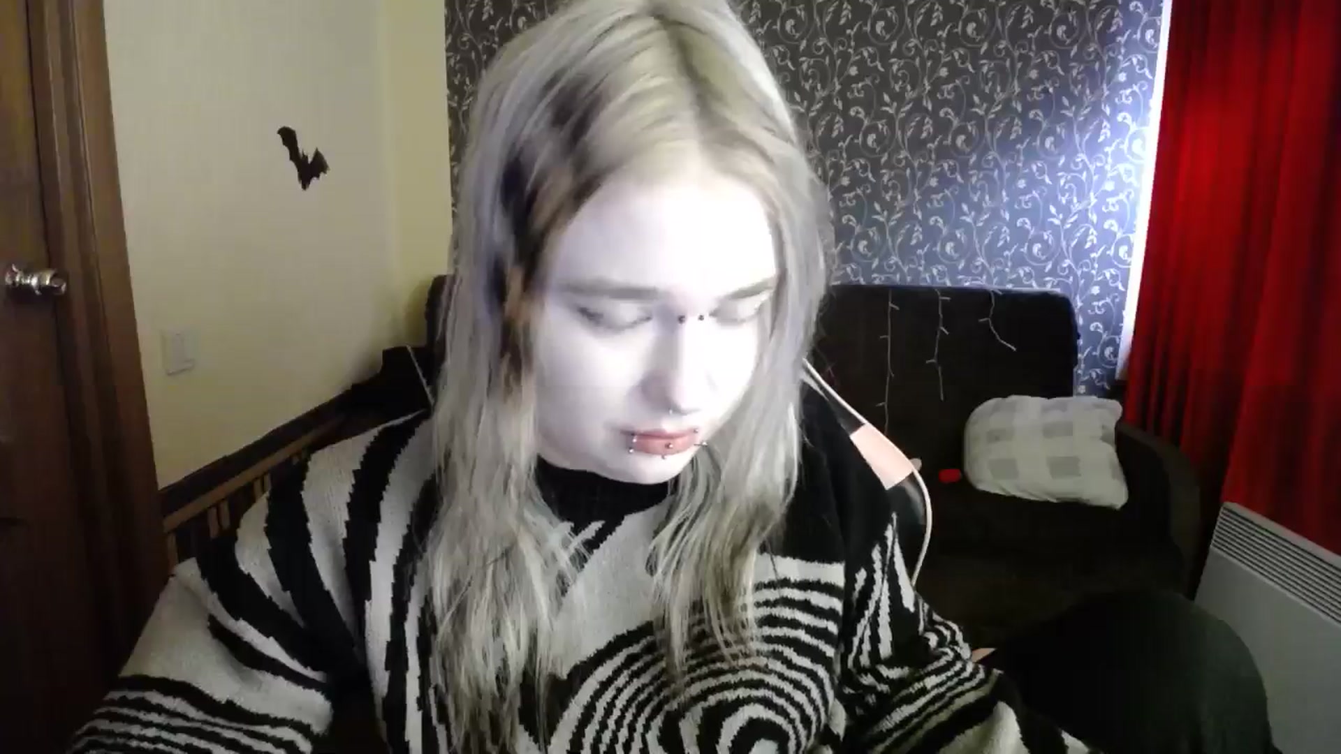 Gallery image thumbnail from Killinna's myfreecams stream on, 12/14/2025, 11:56 image 8 of 20