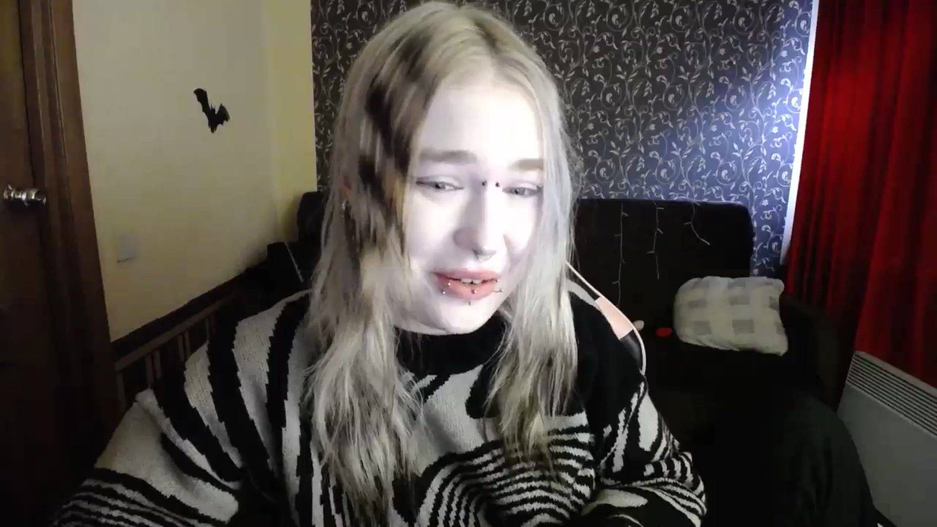 Gallery image thumbnail from Killinna's myfreecams stream on, 12/14/2025, 11:56 image 17 of 20