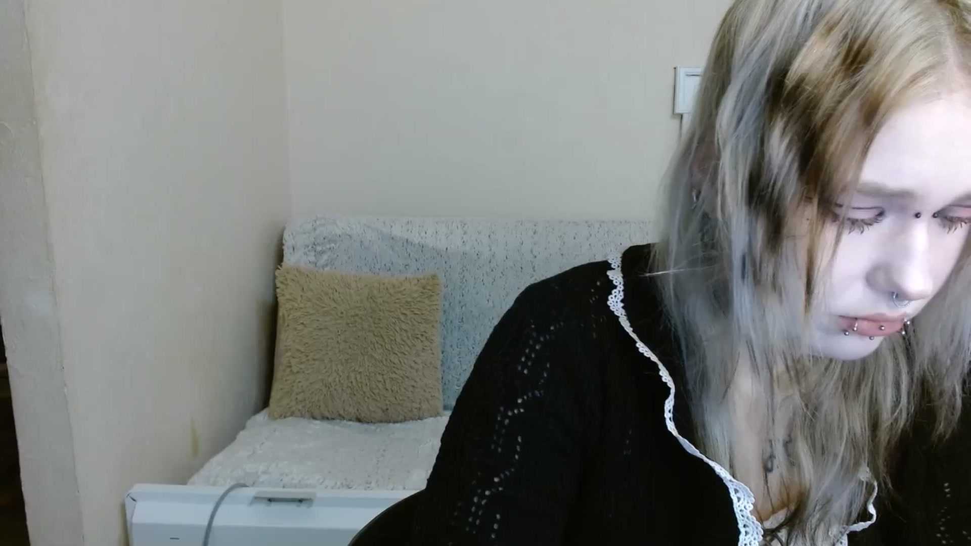Gallery image thumbnail from Killinna's myfreecams stream on, 12/19/2025, 15:27 image 13 of 20