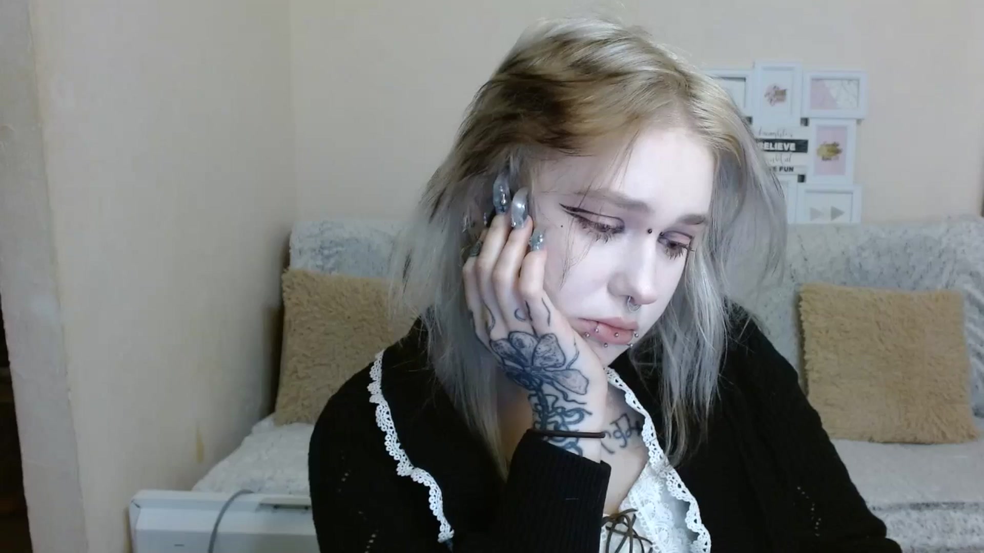 Gallery image thumbnail from Killinna's myfreecams stream on, 12/19/2025, 15:27 image 20 of 20