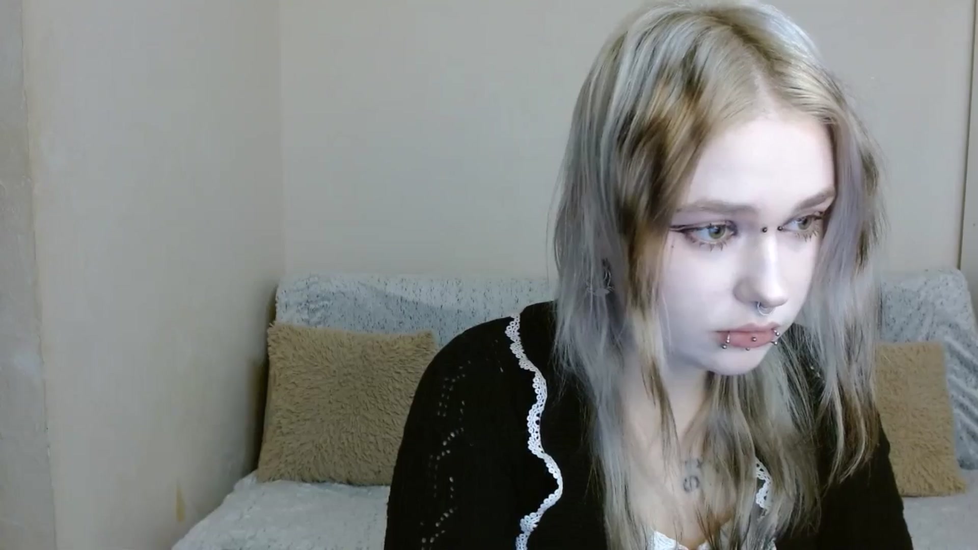 Gallery image thumbnail from Killinna's myfreecams stream on, 12/19/2025, 15:27 image 9 of 20