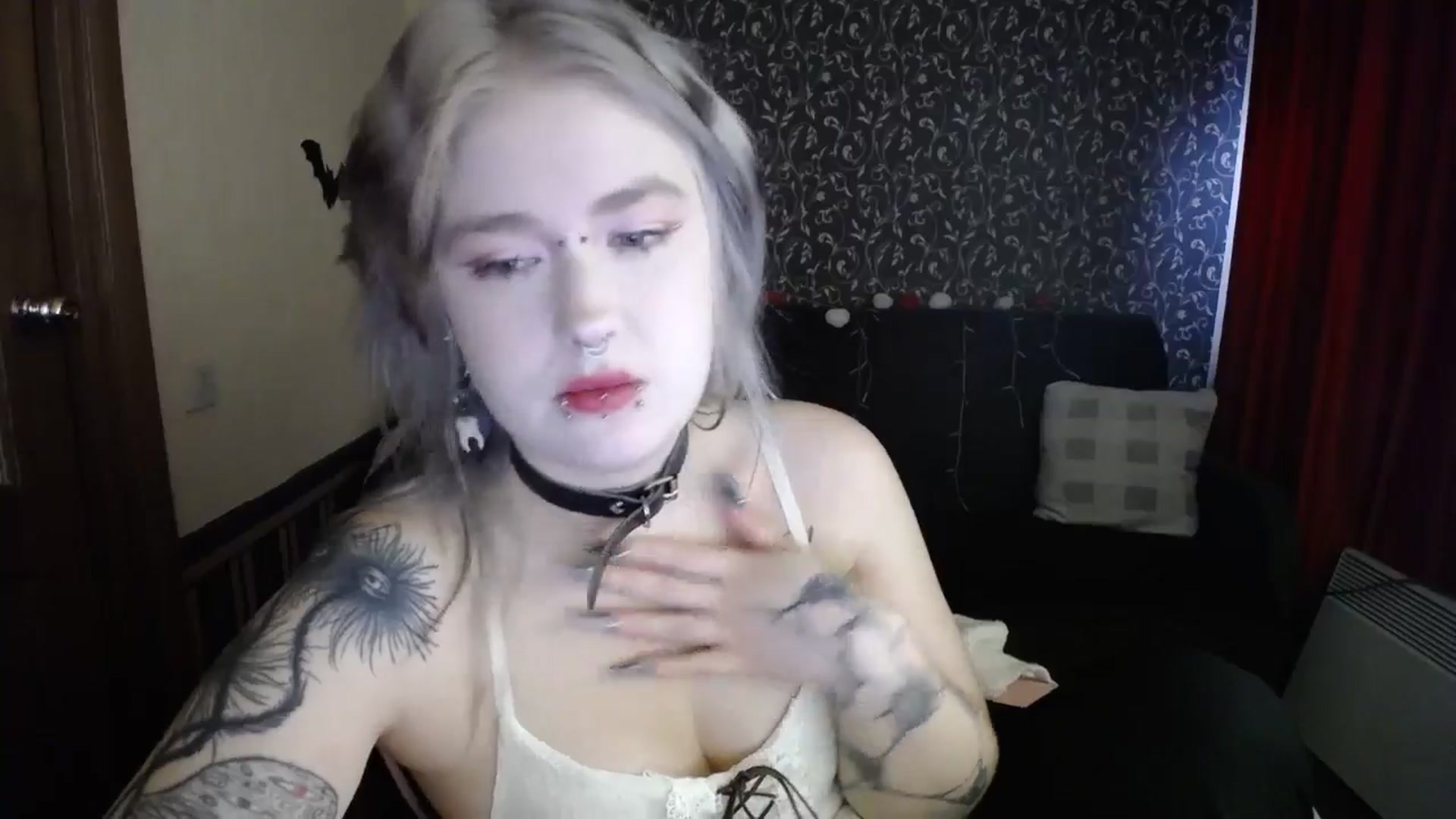 Gallery image thumbnail from Killinna's myfreecams stream on, 12/21/2025, 10:25 image 19 of 20