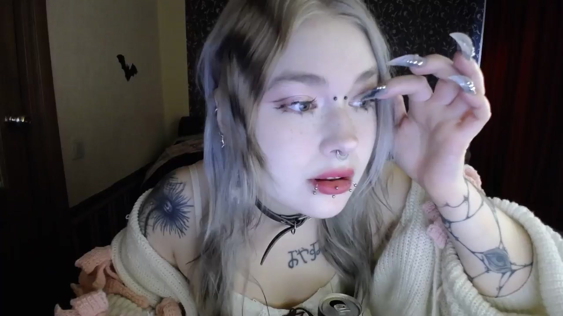 Gallery image thumbnail from Killinna's myfreecams stream on, 12/21/2025, 10:25 image 7 of 20