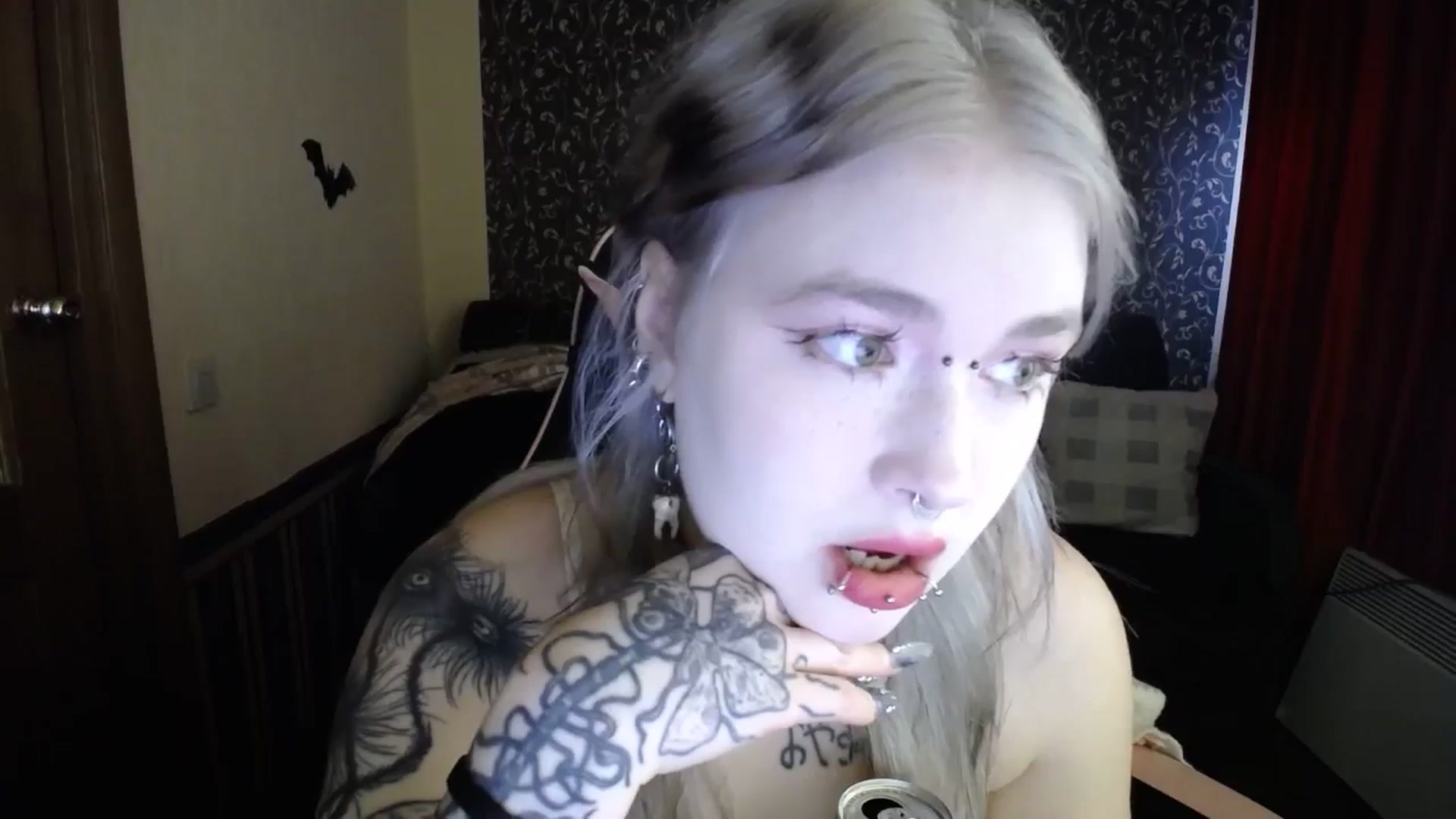 Gallery image thumbnail from Killinna's myfreecams stream on, 12/21/2025, 10:25 image 11 of 20