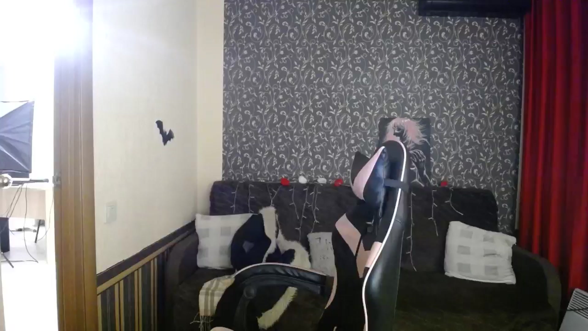 Gallery image thumbnail from Killinna's myfreecams stream on, 12/23/2025, 17:00 image 1 of 20