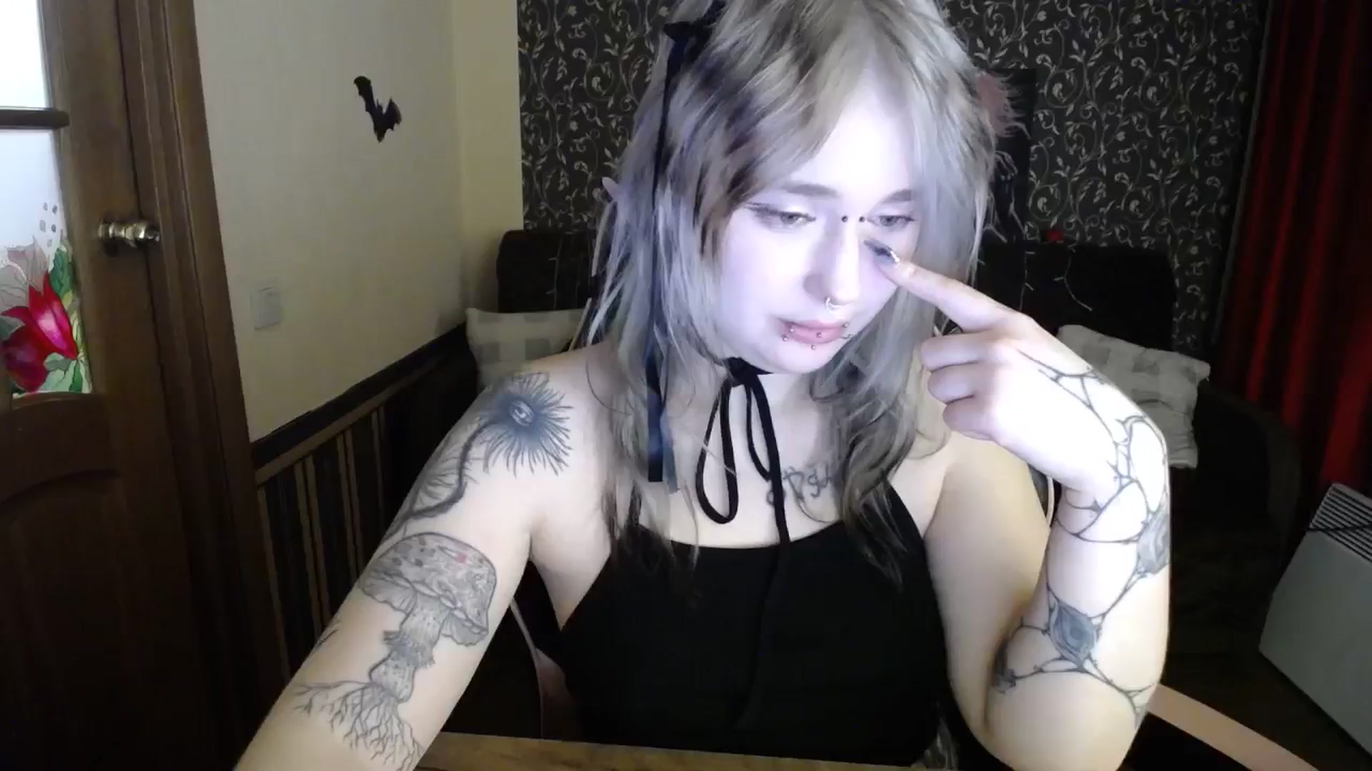 Gallery image thumbnail from Killinna's myfreecams stream on, 12/23/2025, 17:00 image 14 of 20
