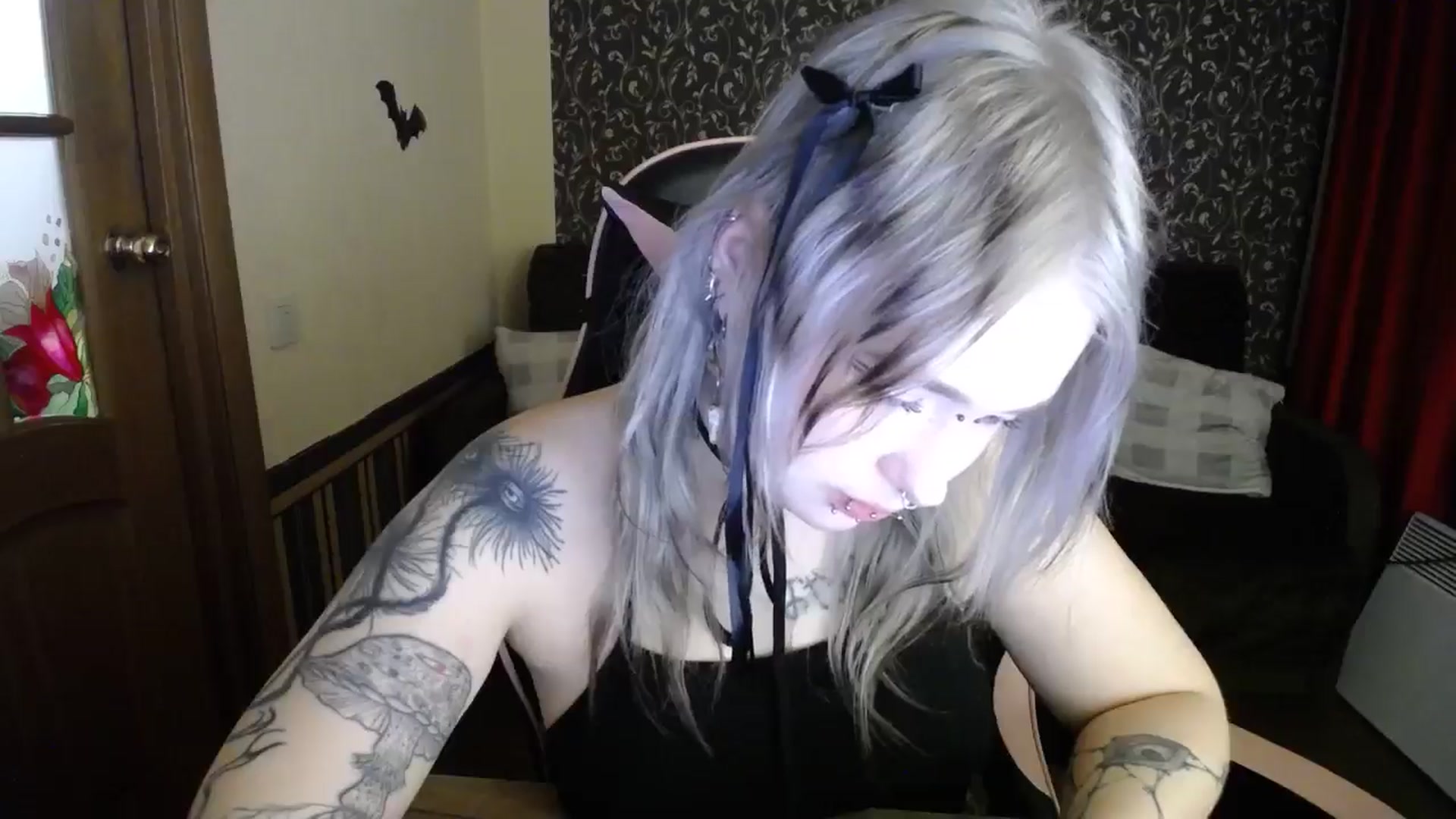 Gallery image thumbnail from Killinna's myfreecams stream on, 12/23/2025, 17:00 image 17 of 20