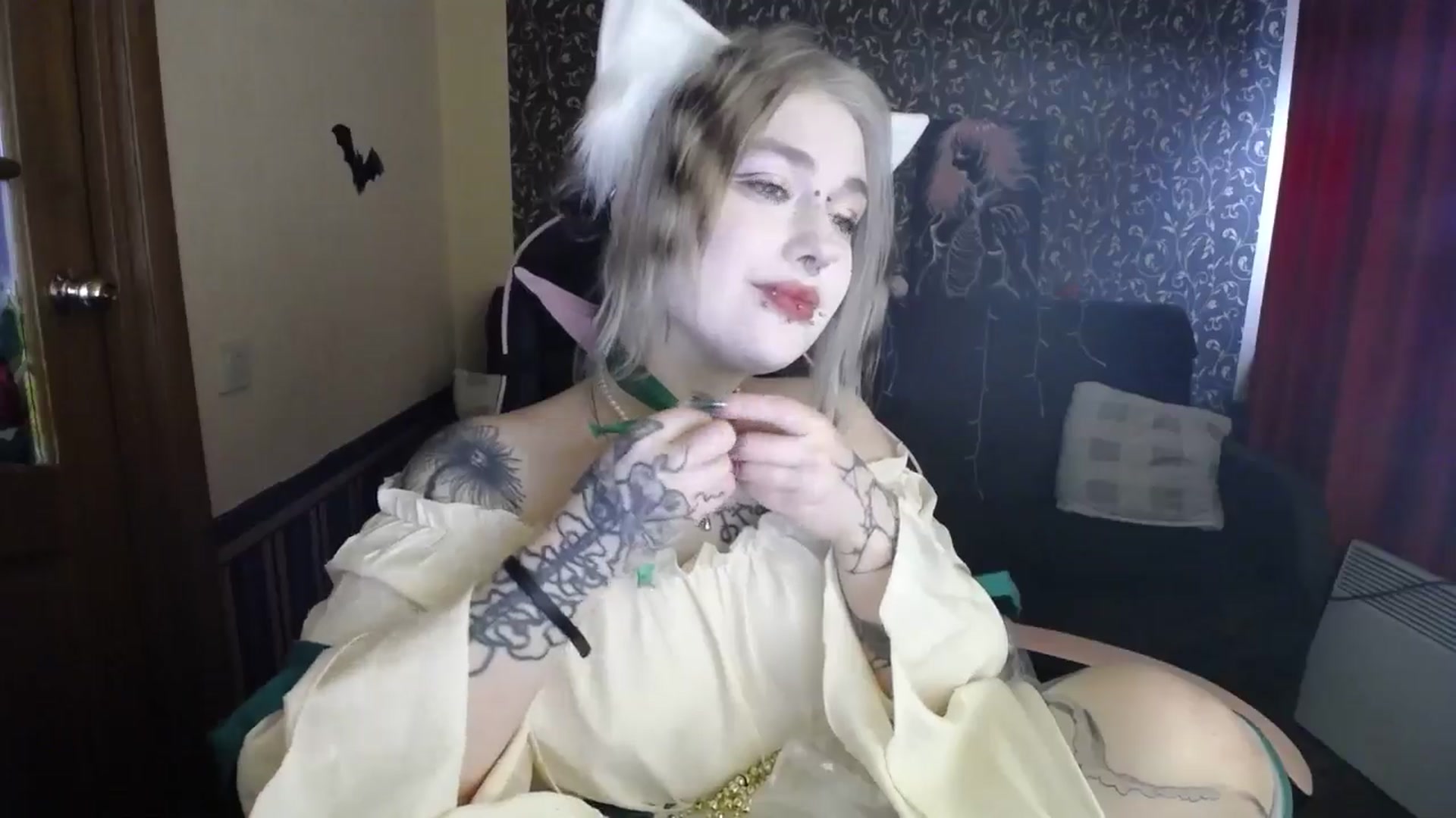 Gallery image thumbnail from Killinna's myfreecams stream on, 12/24/2025, 12:09 image 11 of 20