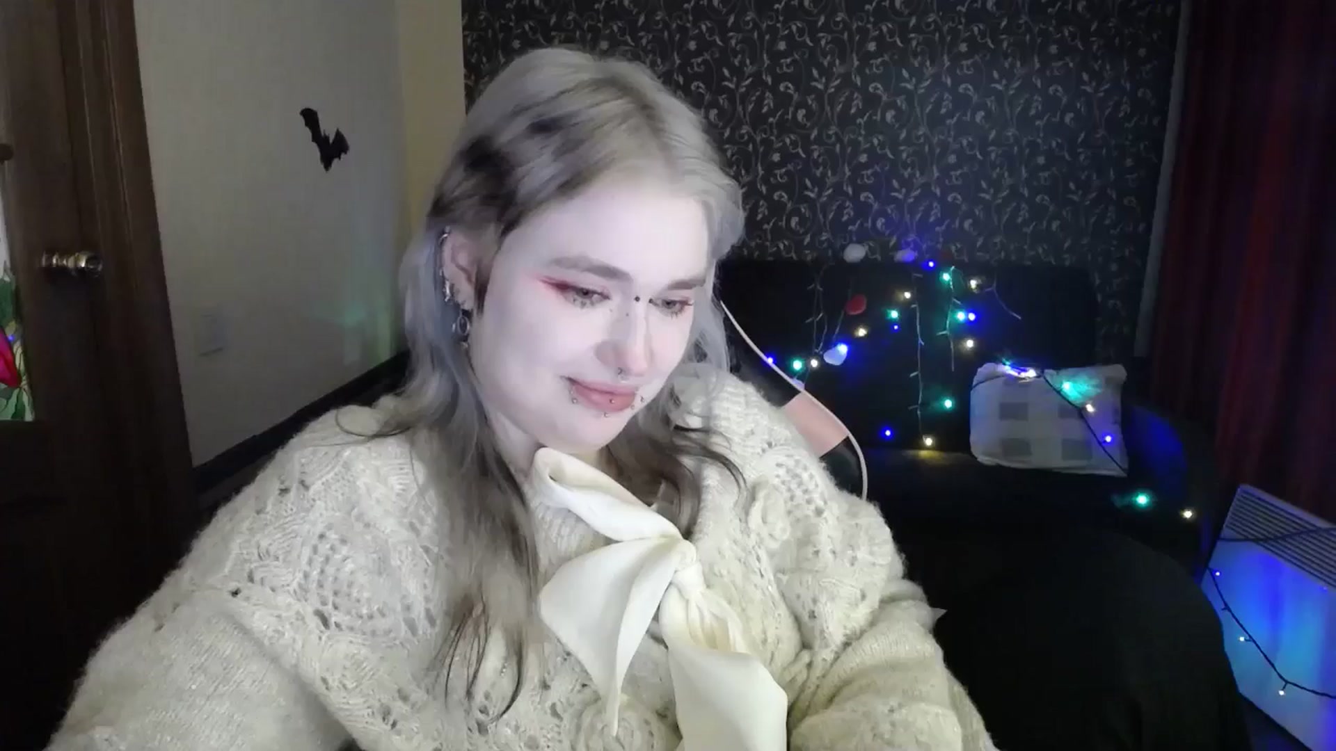 Gallery image thumbnail from Killinna's myfreecams stream on, 12/29/2025, 17:10 image 14 of 20
