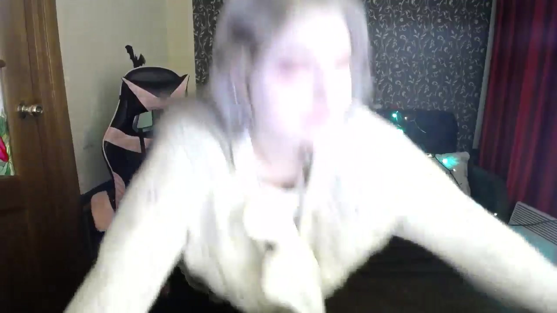 Gallery image thumbnail from Killinna's myfreecams stream on, 12/29/2025, 17:10 image 15 of 20