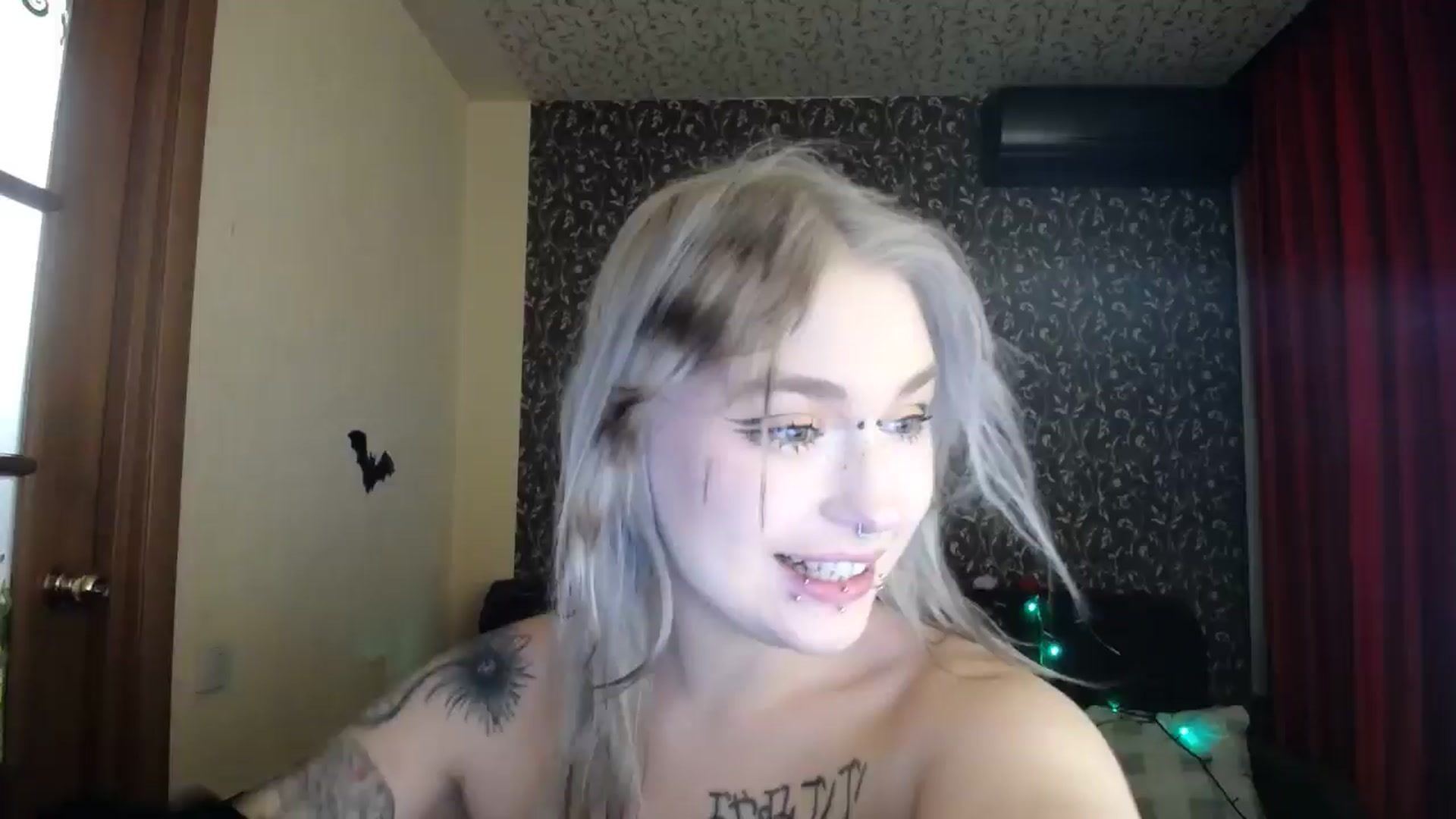 Gallery image thumbnail from Killinna's myfreecams stream on, 12/30/2025, 15:19 image 1 of 20