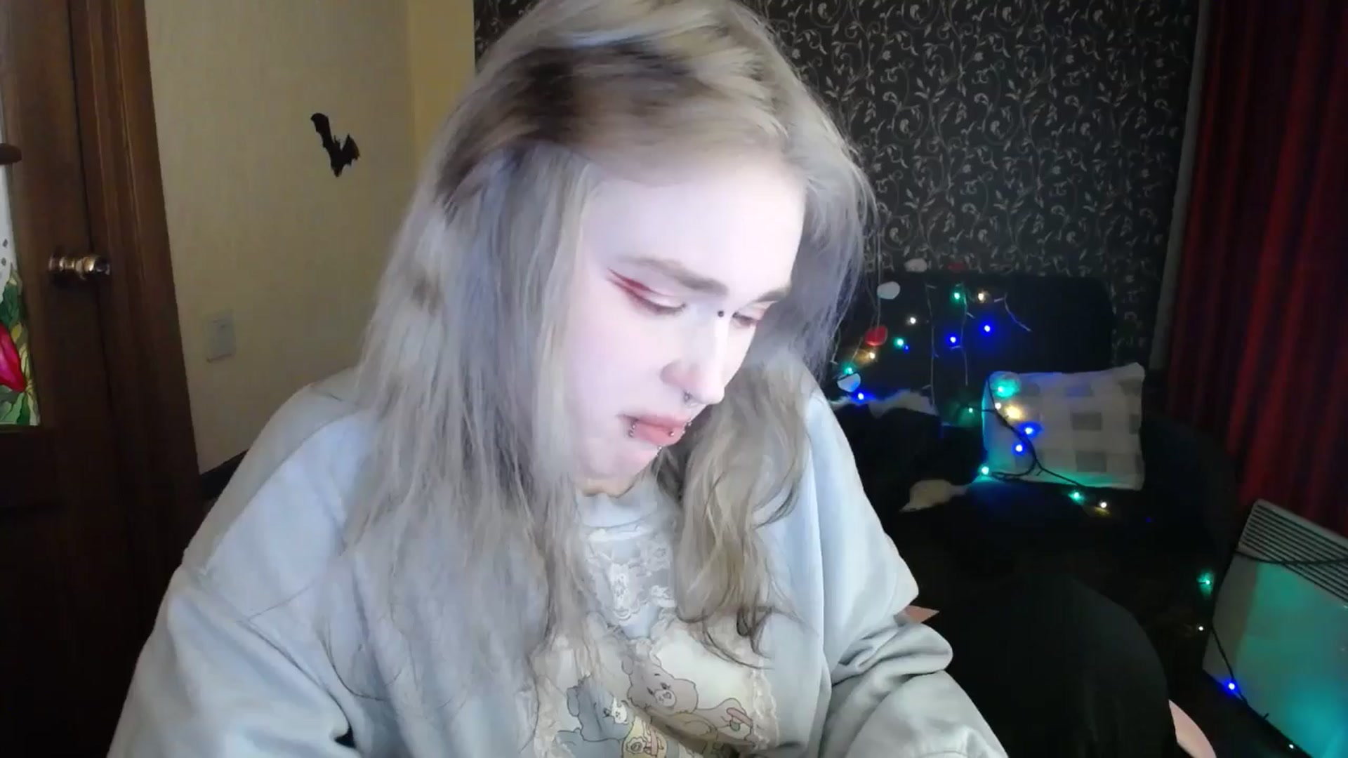 Gallery image thumbnail from Killinna's myfreecams stream on, 01/06/2026, 15:35 image 13 of 20