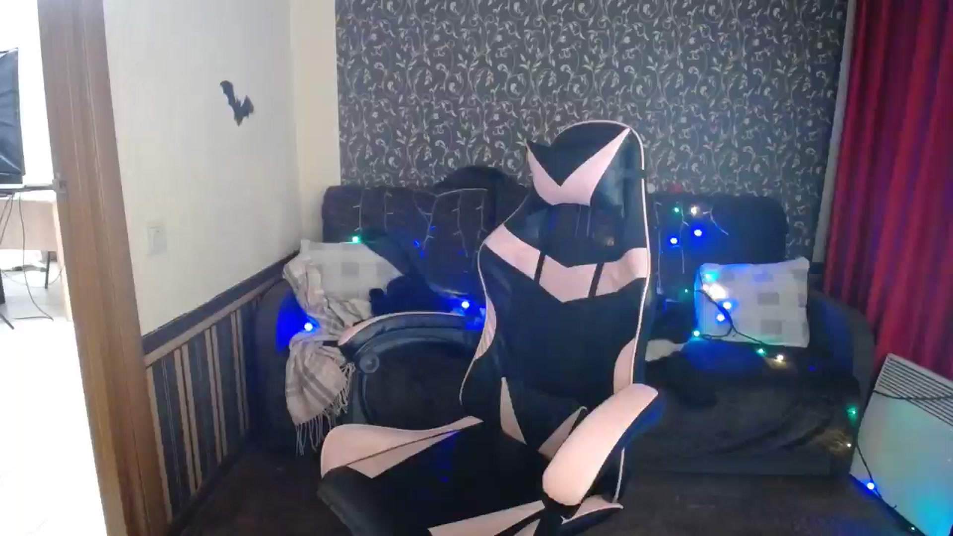 Gallery image thumbnail from Killinna's myfreecams stream on, 01/06/2026, 15:35 image 8 of 20