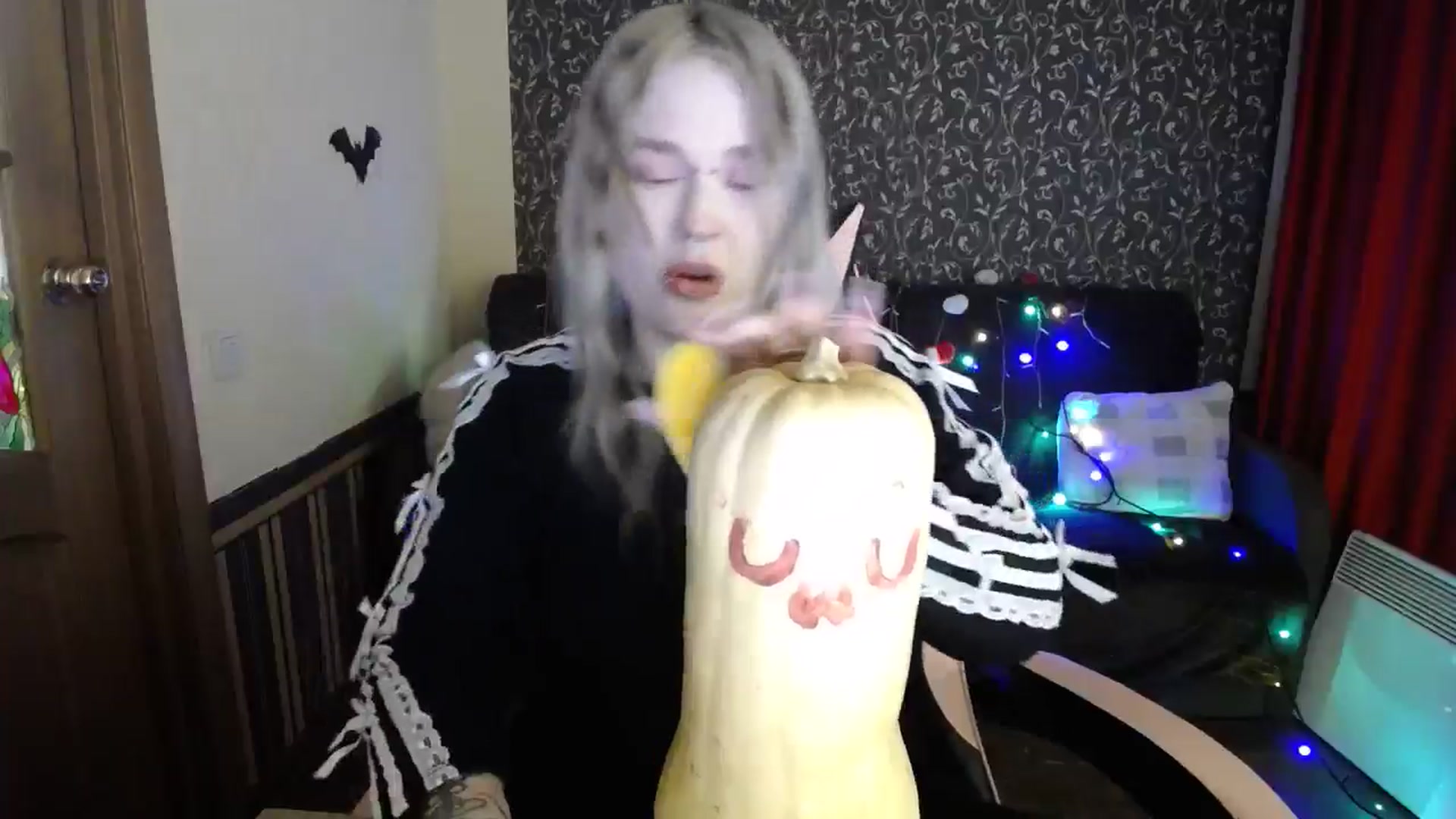 Gallery image thumbnail from Killinna's myfreecams stream on, 01/12/2026, 16:54 image 3 of 20