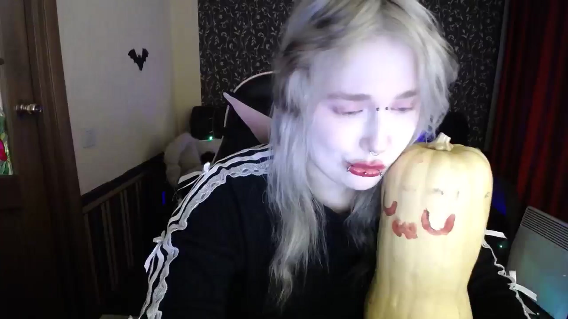 Gallery image thumbnail from Killinna's myfreecams stream on, 01/12/2026, 16:54 image 14 of 20
