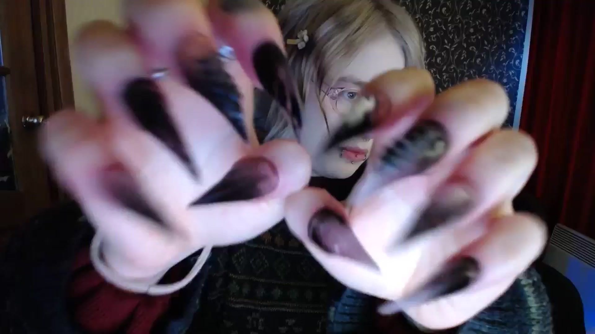 Gallery image thumbnail from Killinna's myfreecams stream on, 01/27/2026, 14:07 image 7 of 20