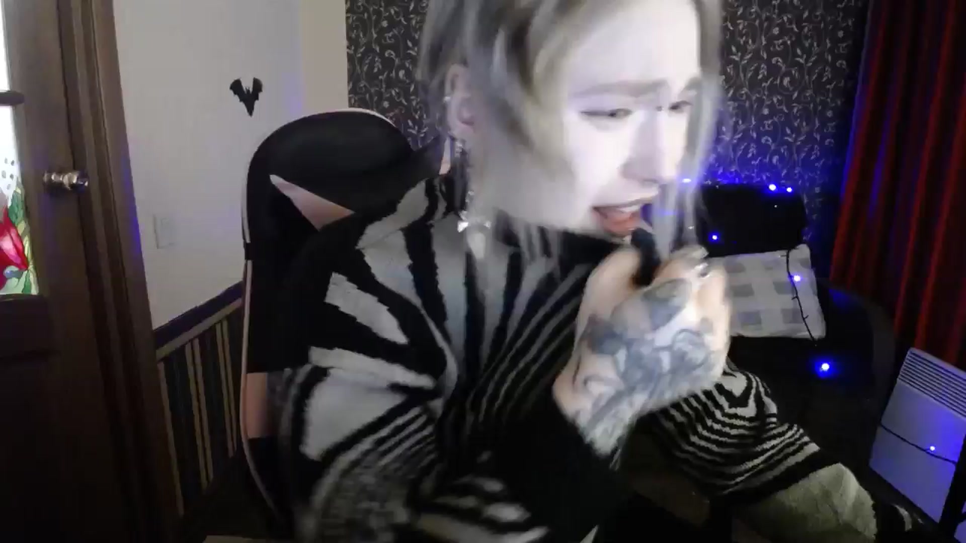 Gallery image thumbnail from Killinna's myfreecams stream on, 02/06/2026, 15:52 image 9 of 20