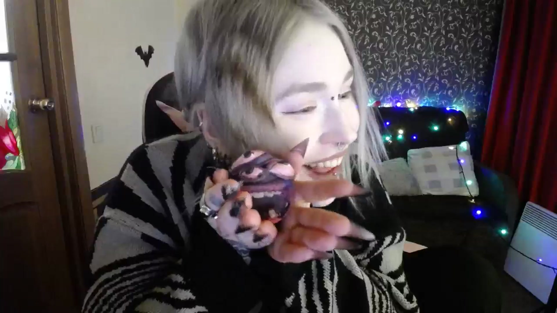 Gallery image thumbnail from Killinna's myfreecams stream on, 02/06/2026, 15:52 image 15 of 20