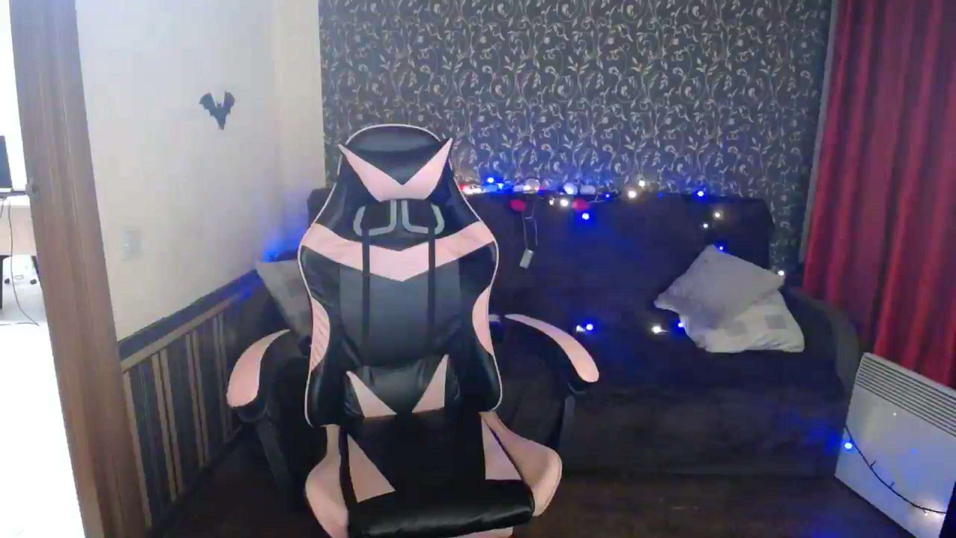 Gallery image thumbnail from Killinna's myfreecams stream on, 02/20/2026, 15:45 image 9 of 20