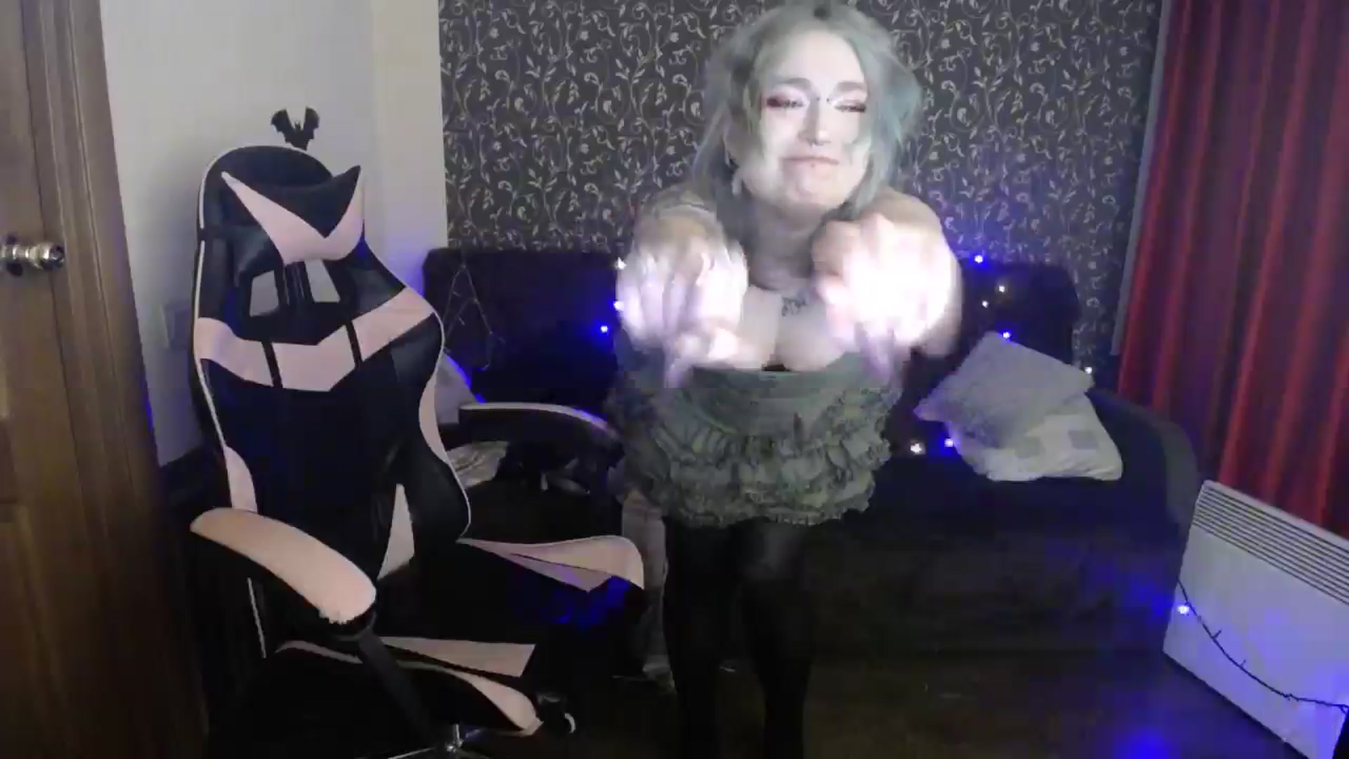 Gallery image thumbnail from Killinna's myfreecams stream on, 02/20/2026, 16:14 image 5 of 20