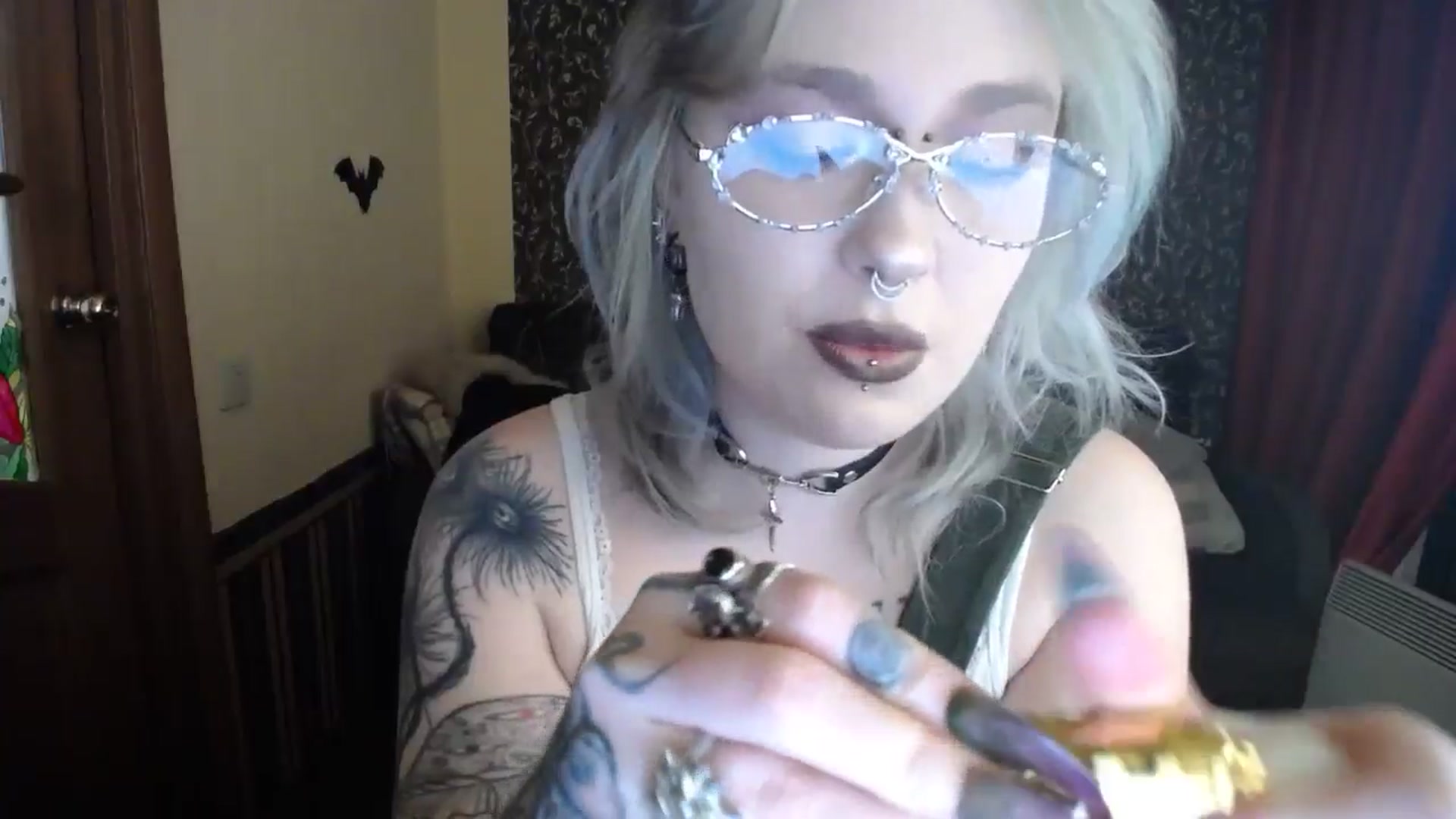 Gallery image thumbnail from Killinna's myfreecams stream on, 03/01/2026, 15:46 image 3 of 20