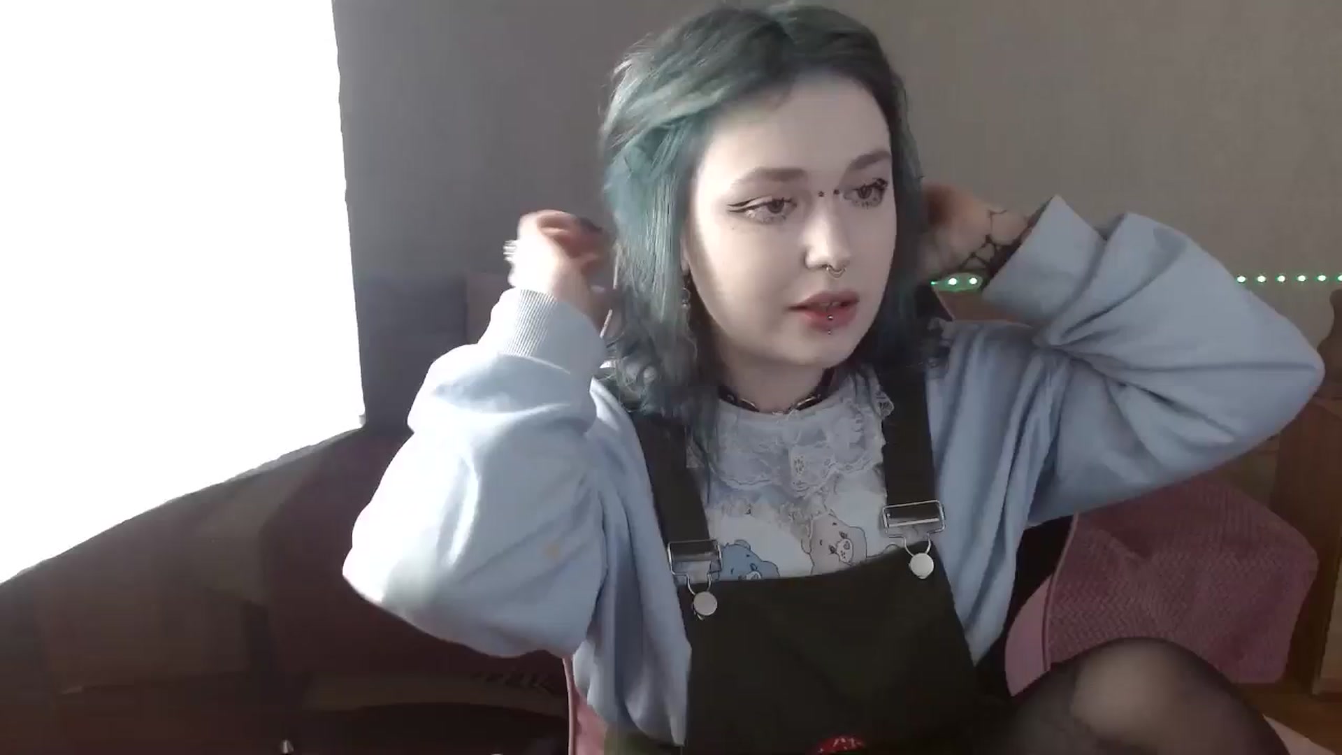 Gallery image thumbnail from Killinna's myfreecams stream on, 03/05/2026, 15:02 image 17 of 20