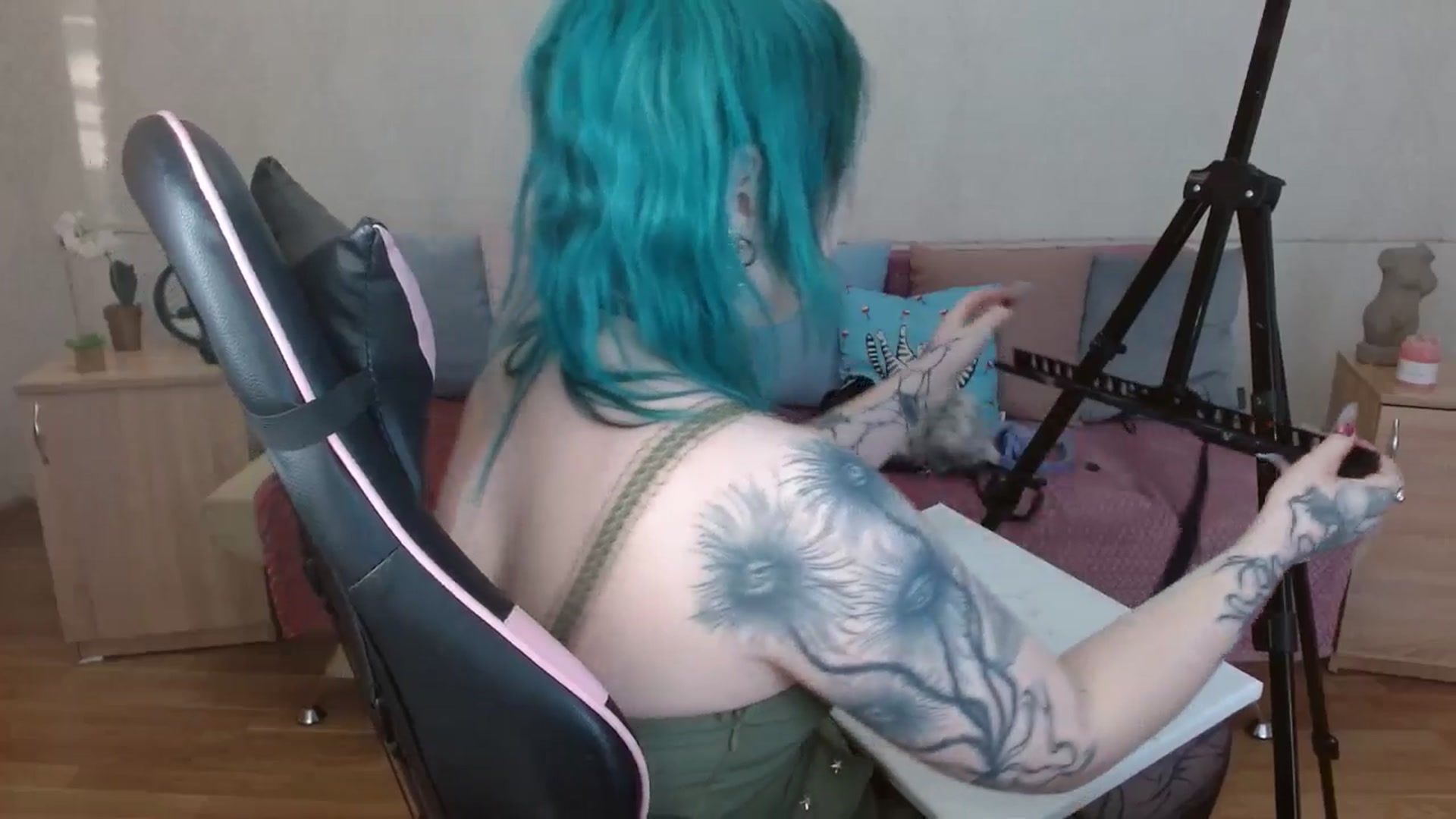 Gallery image thumbnail from Killinna's myfreecams stream on, 03/12/2026, 14:50 image 13 of 20