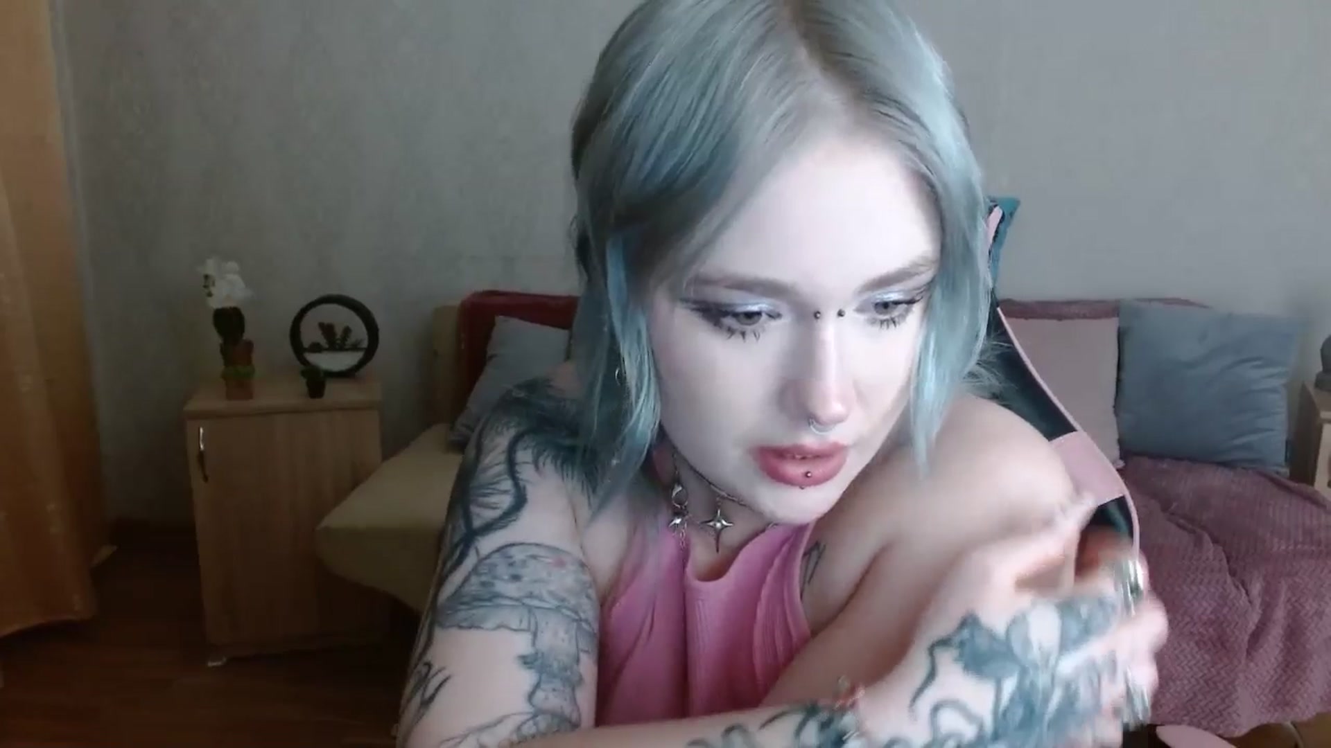 Gallery image thumbnail from Killinna's myfreecams stream on, 05/11/2026, 13:52 image 11 of 20
