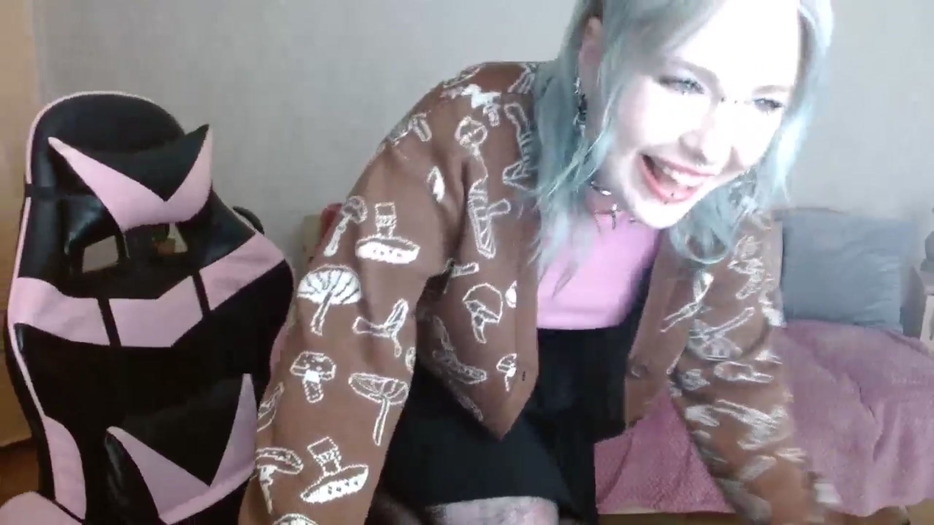 Gallery image thumbnail from Killinna's myfreecams stream on, 05/11/2026, 13:52 image 19 of 20