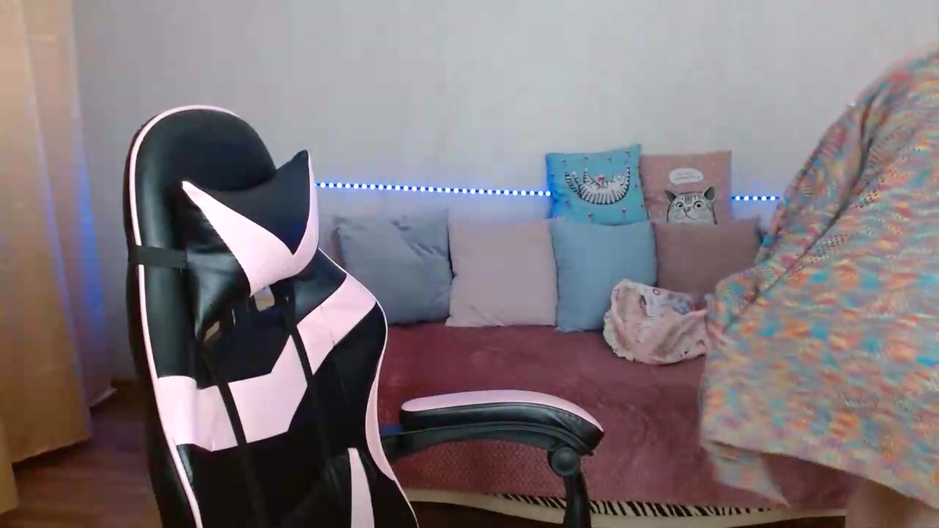 Gallery image thumbnail from Killinna's myfreecams stream on, 05/14/2026, 15:13 image 10 of 20