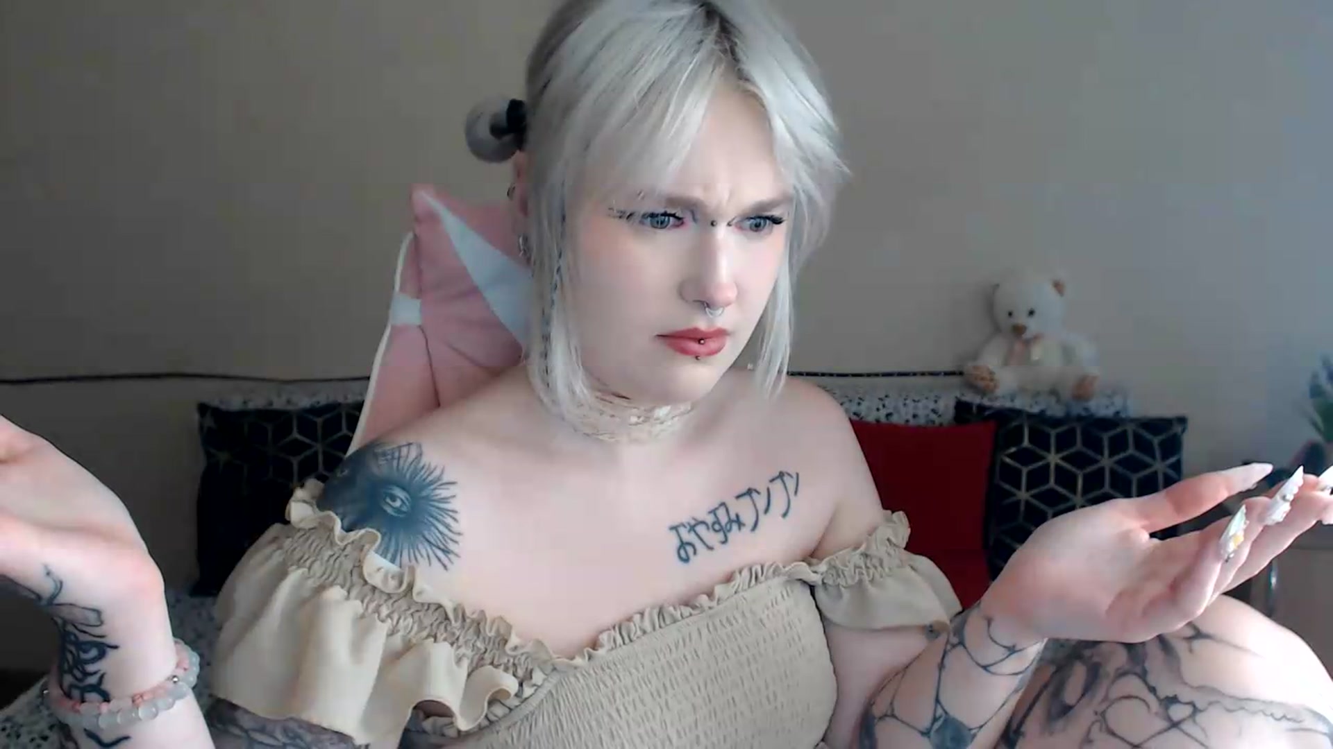 Gallery image thumbnail from Killinna's myfreecams stream on, 06/22/2026, 14:17 image 18 of 20
