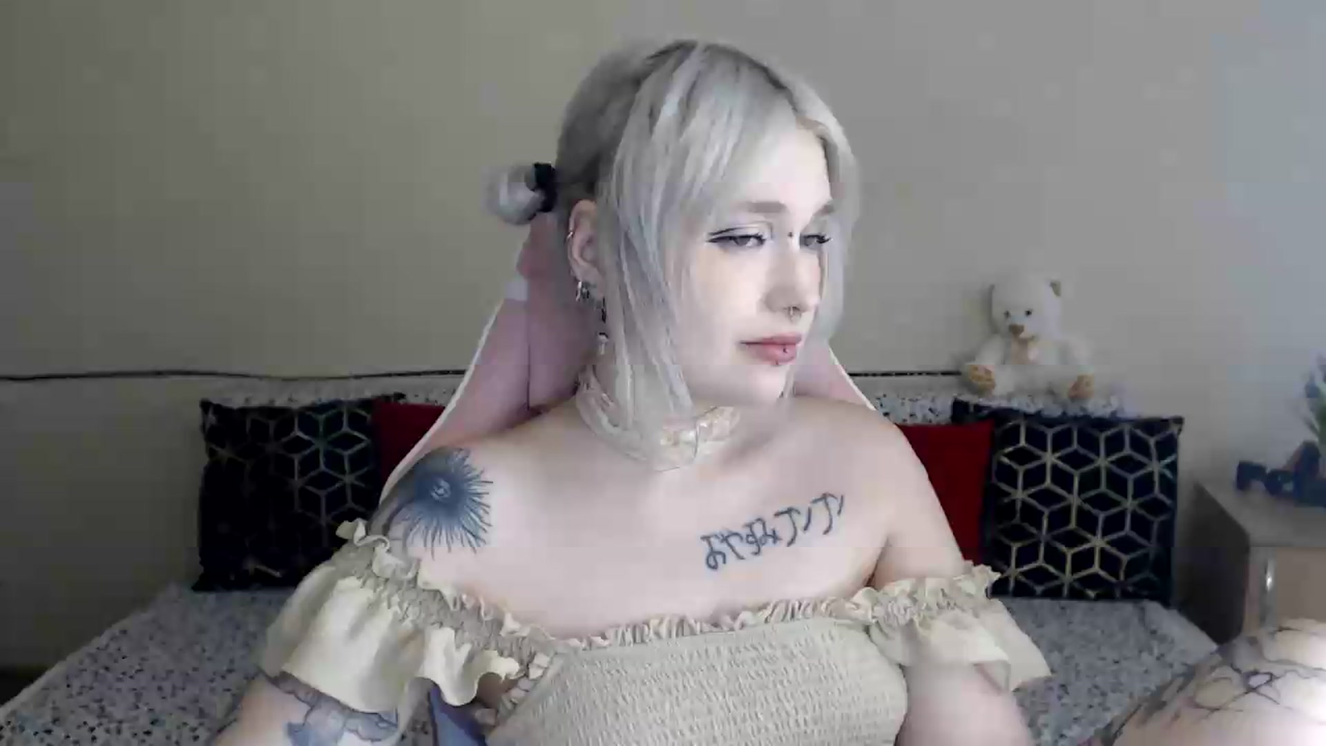 Gallery image thumbnail from Killinna's myfreecams stream on, 06/22/2026, 15:03 image 7 of 20