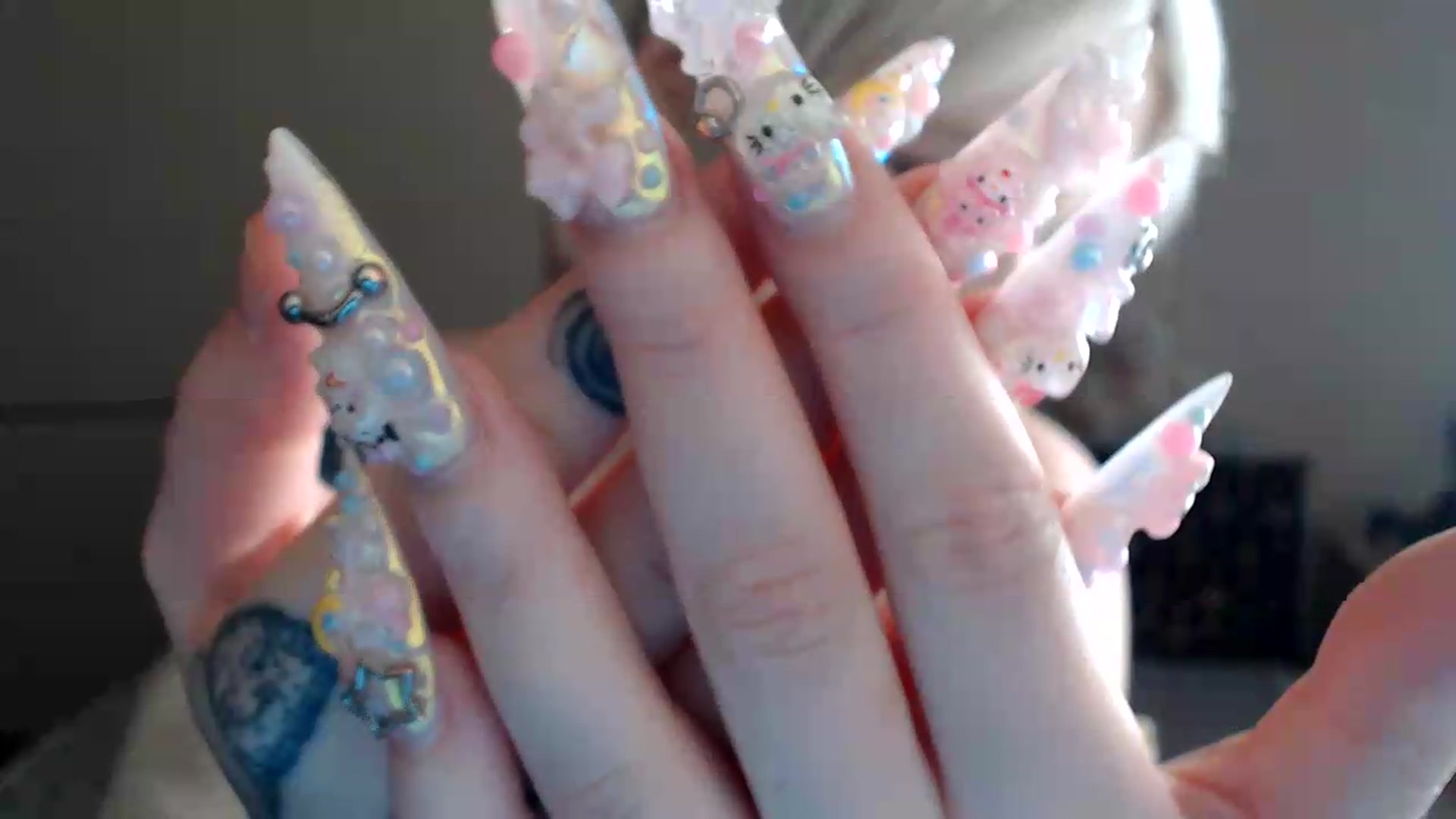 Gallery image thumbnail from Killinna's myfreecams stream on, 06/22/2026, 15:03 image 2 of 20