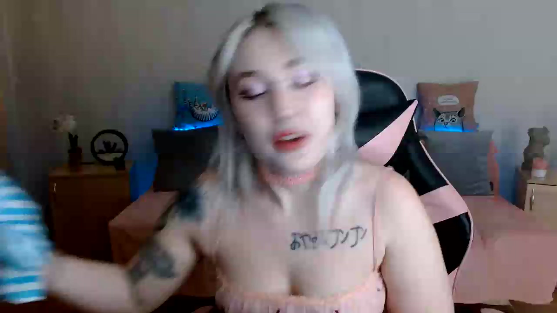 Gallery image thumbnail from Killinna's myfreecams stream on, 06/27/2026, 14:17 image 7 of 20