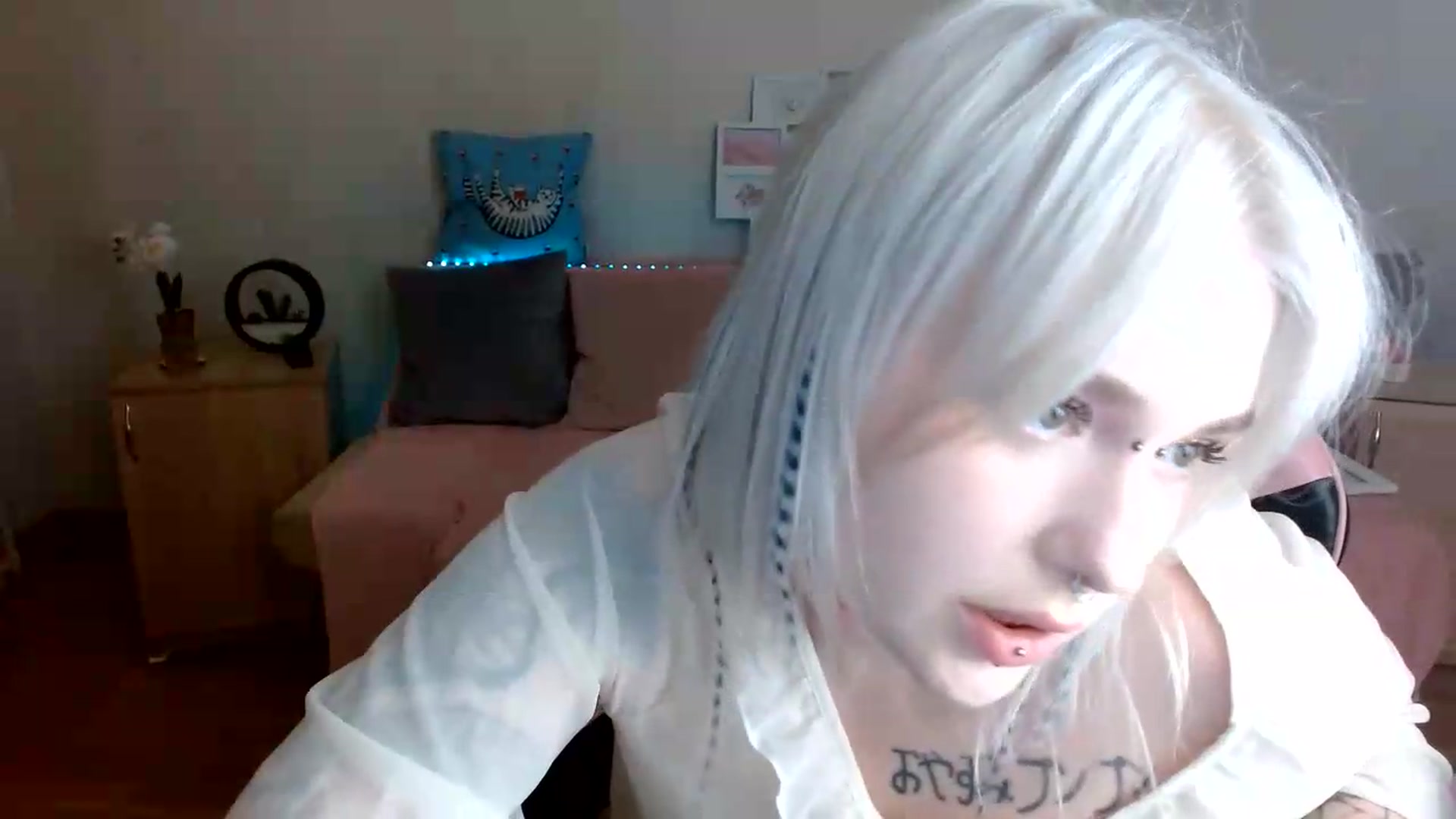 Gallery image thumbnail from Killinna's myfreecams stream on, 07/04/2026, 14:42 image 16 of 20