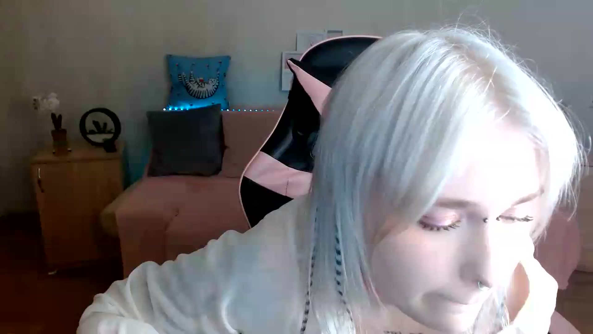 Gallery image thumbnail from Killinna's myfreecams stream on, 07/04/2026, 14:42 image 19 of 20