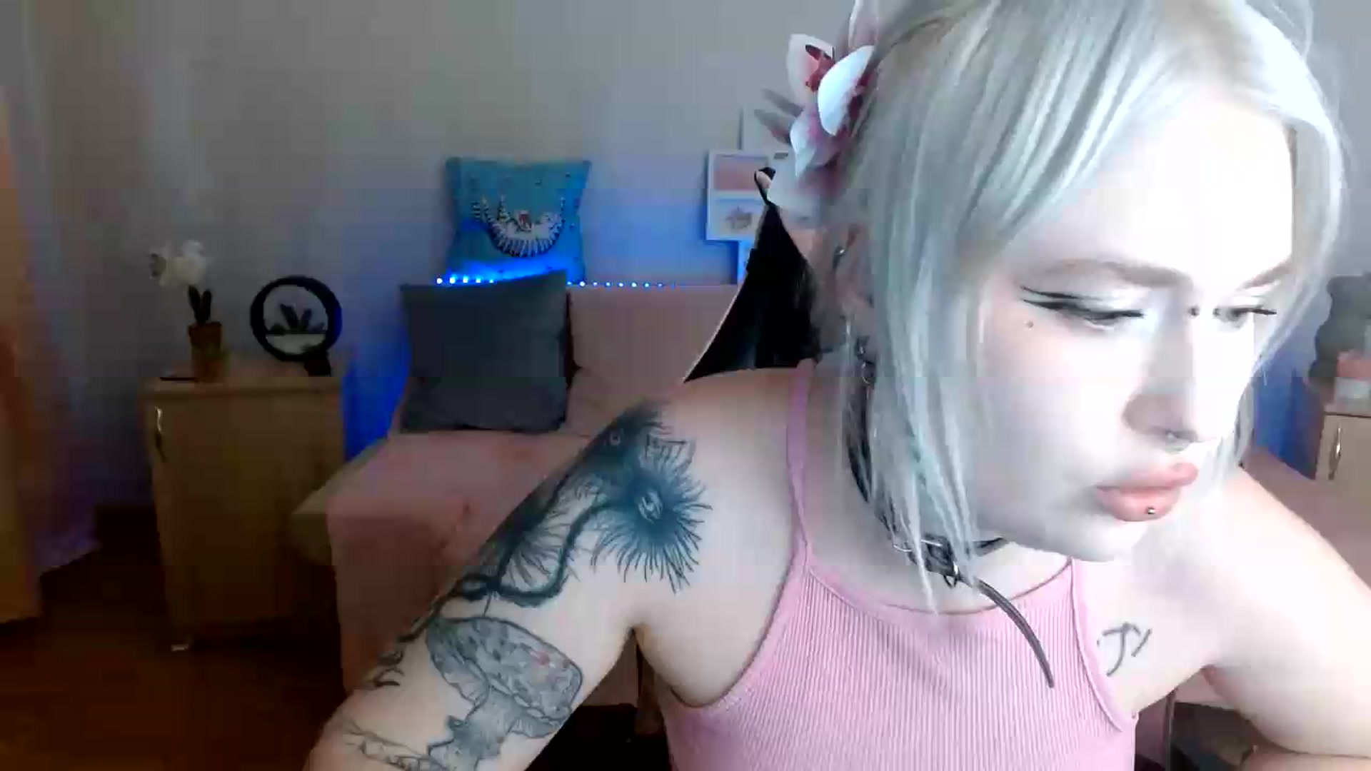 Gallery image thumbnail from Killinna's myfreecams stream on, 07/05/2026, 14:07 image 13 of 20