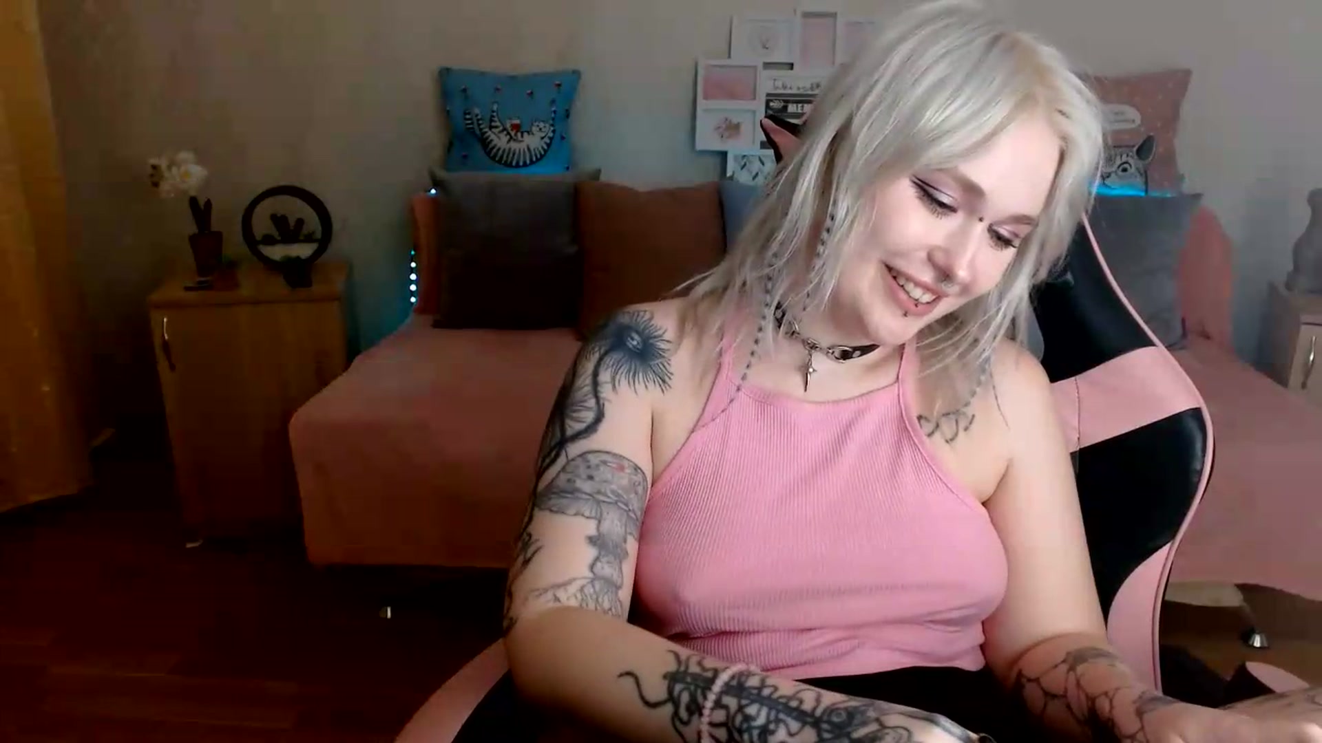 Gallery image thumbnail from Killinna's myfreecams stream on, 07/08/2026, 15:09 image 16 of 20