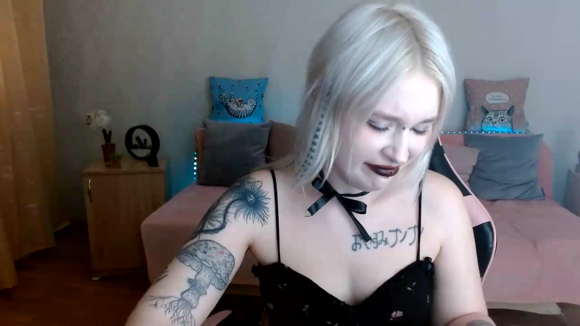 Gallery image thumbnail from Killinna's myfreecams stream on, 07/21/2026, 13:56 image 11 of 20