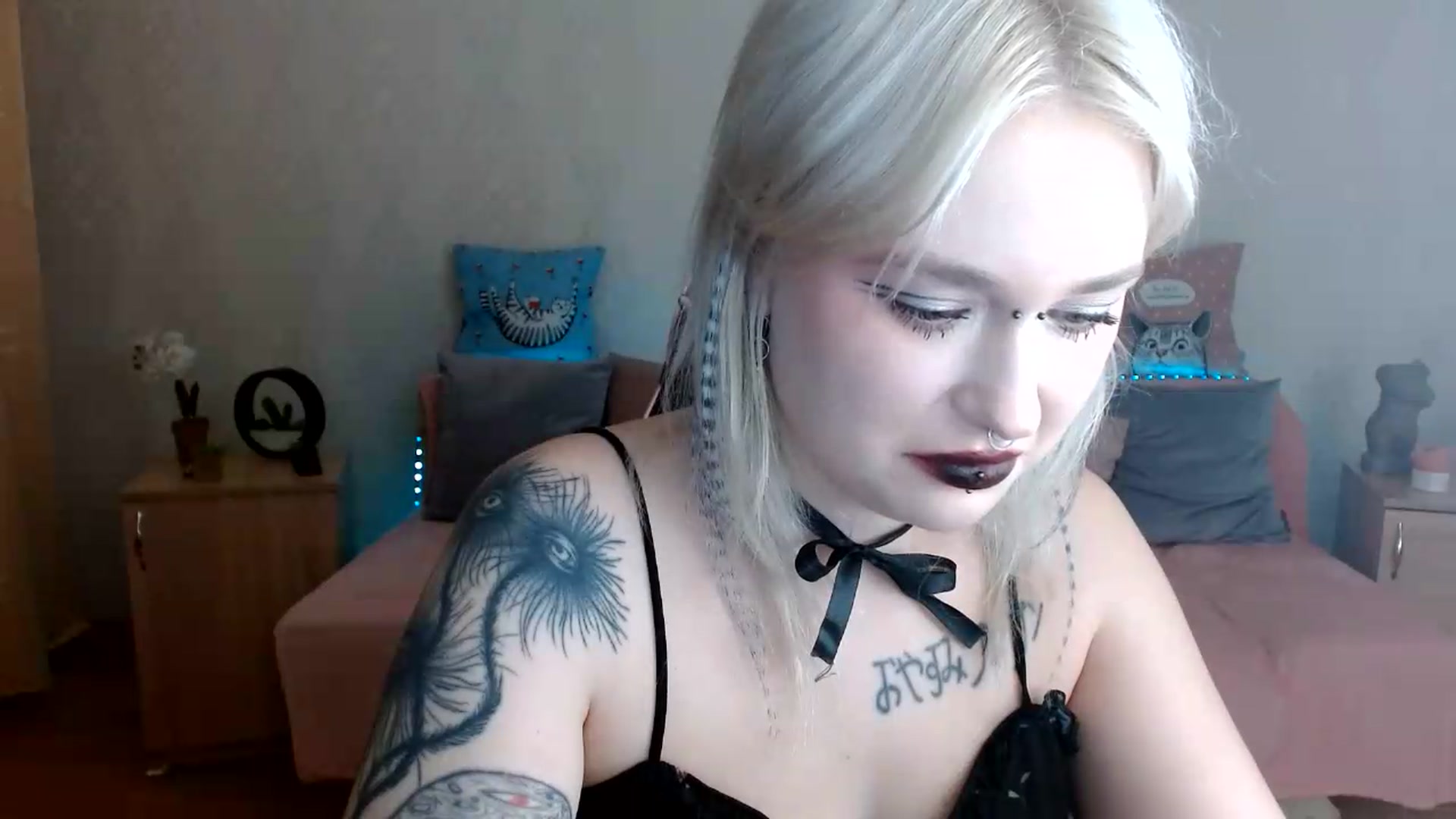Gallery image thumbnail from Killinna's myfreecams stream on, 07/21/2026, 13:56 image 3 of 20
