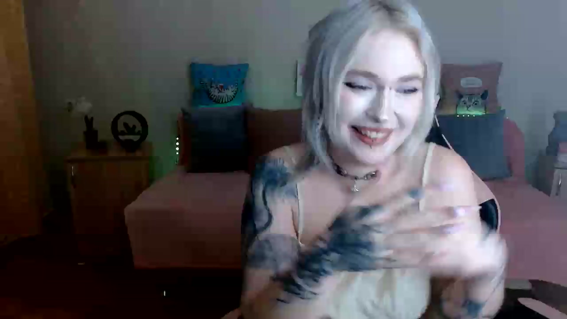 Gallery image thumbnail from Killinna's myfreecams stream on, 07/23/2026, 14:59 image 11 of 20