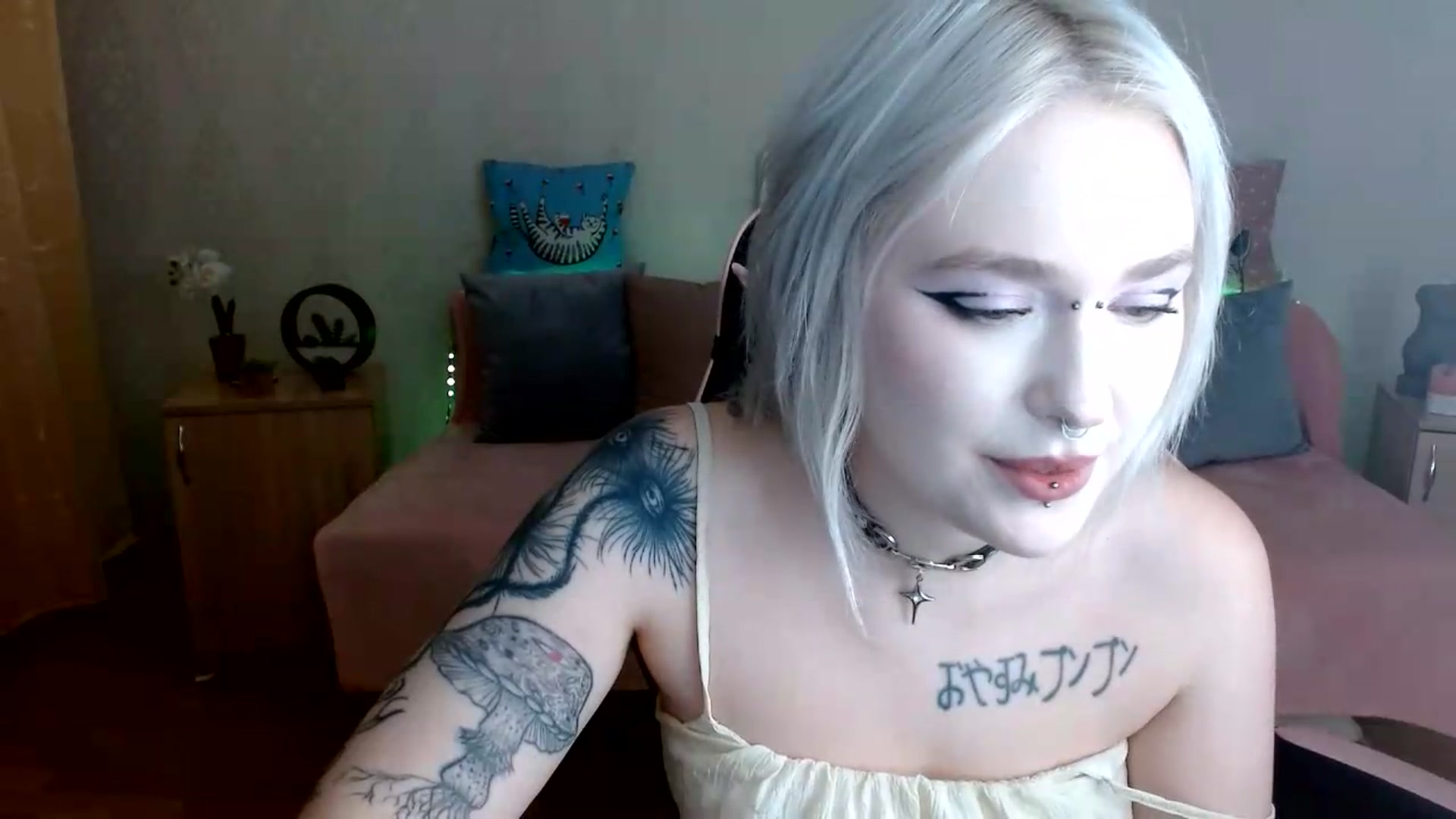 Gallery image thumbnail from Killinna's myfreecams stream on, 07/23/2026, 14:59 image 13 of 20
