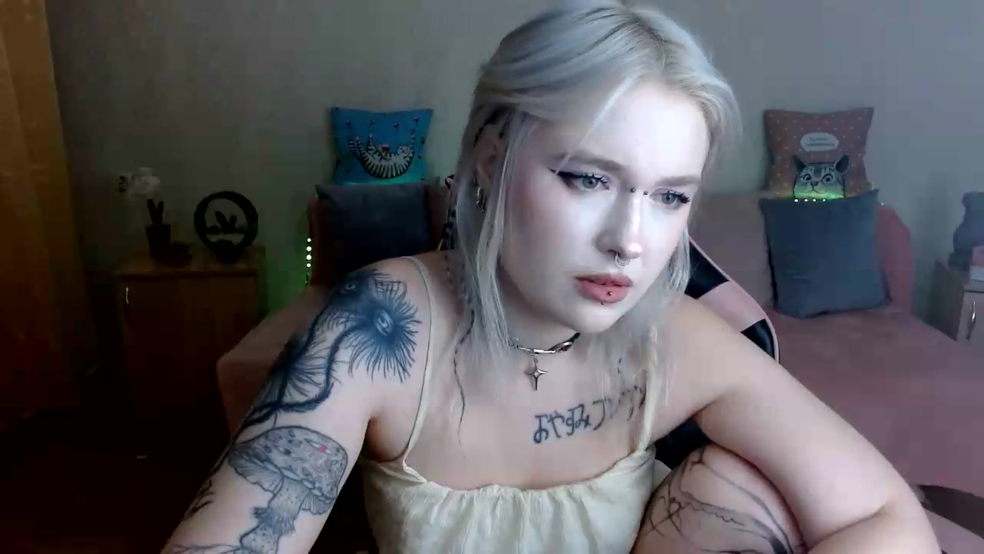 Gallery image thumbnail from Killinna's myfreecams stream on, 07/23/2026, 14:59 image 9 of 20
