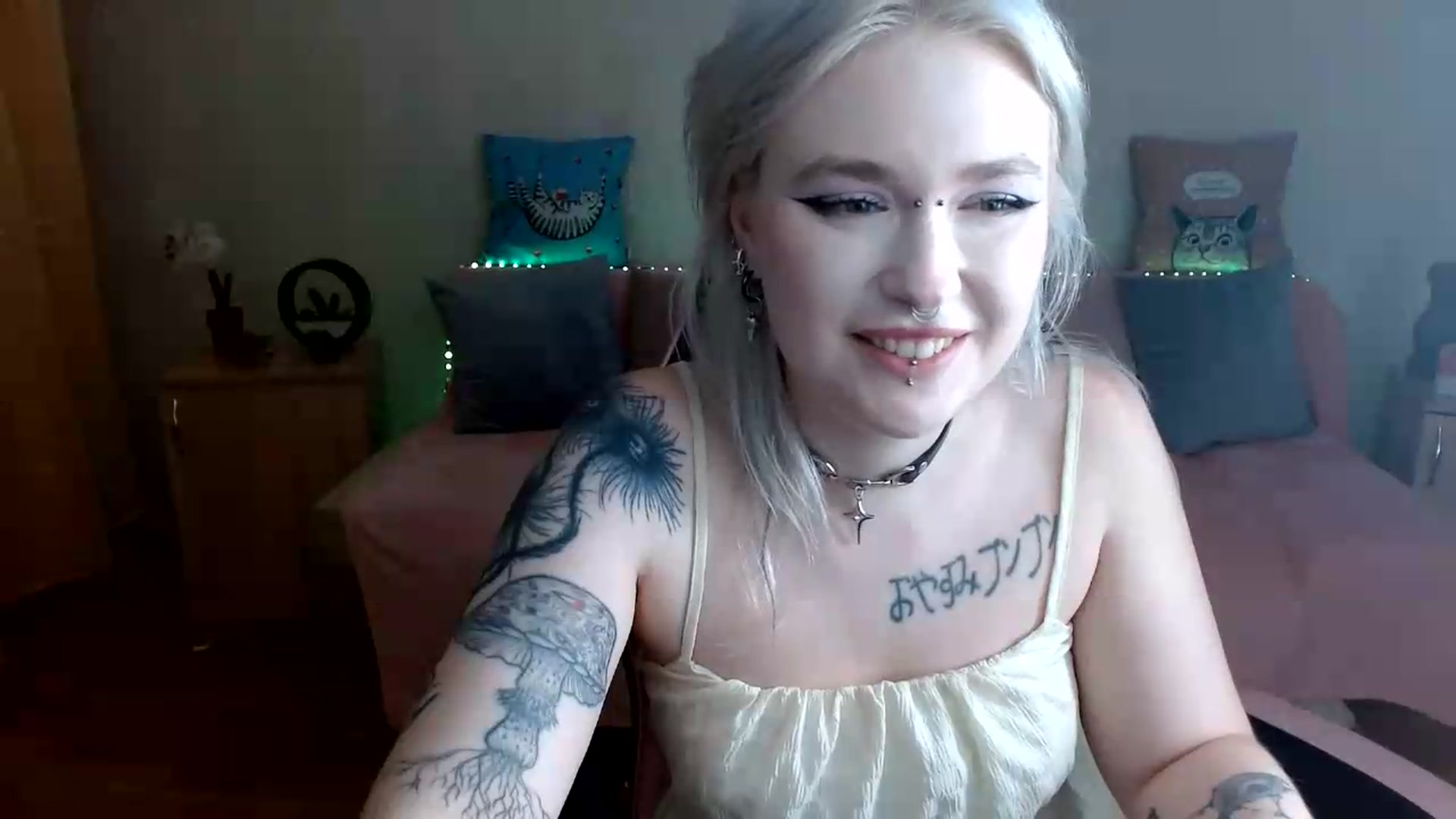 Gallery image thumbnail from Killinna's myfreecams stream on, 07/23/2026, 16:15 image 13 of 20