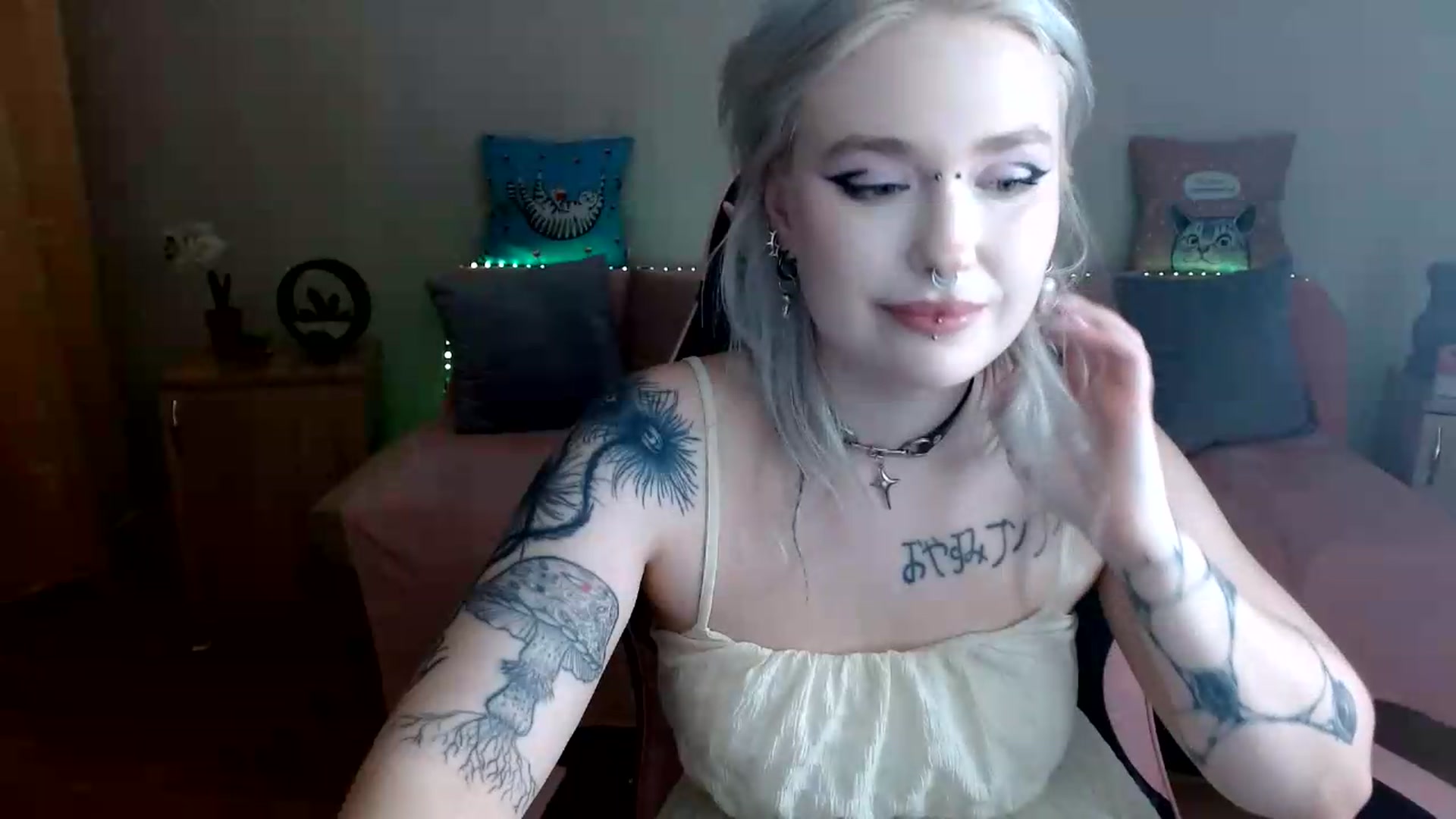 Gallery image thumbnail from Killinna's myfreecams stream on, 07/23/2026, 16:15 image 5 of 20