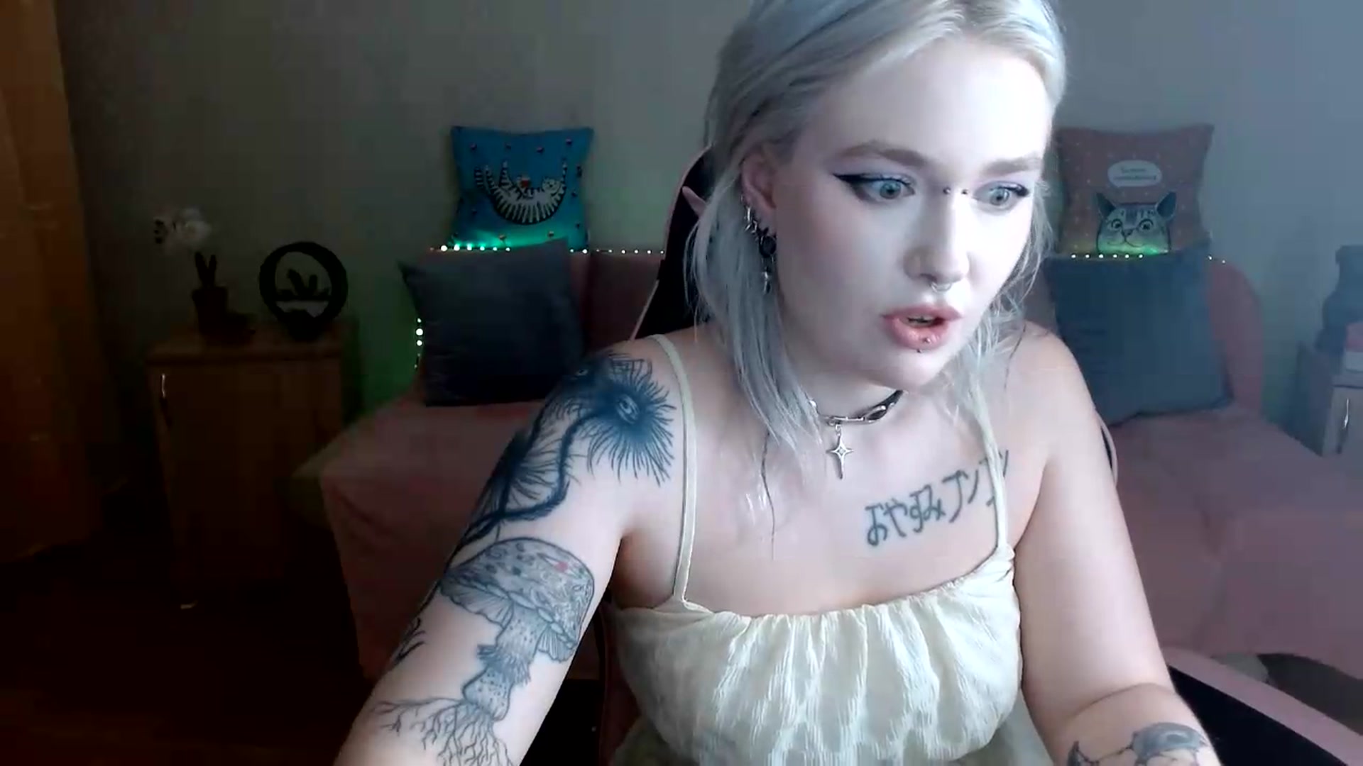 Gallery image thumbnail from Killinna's myfreecams stream on, 07/23/2026, 16:15 image 17 of 20