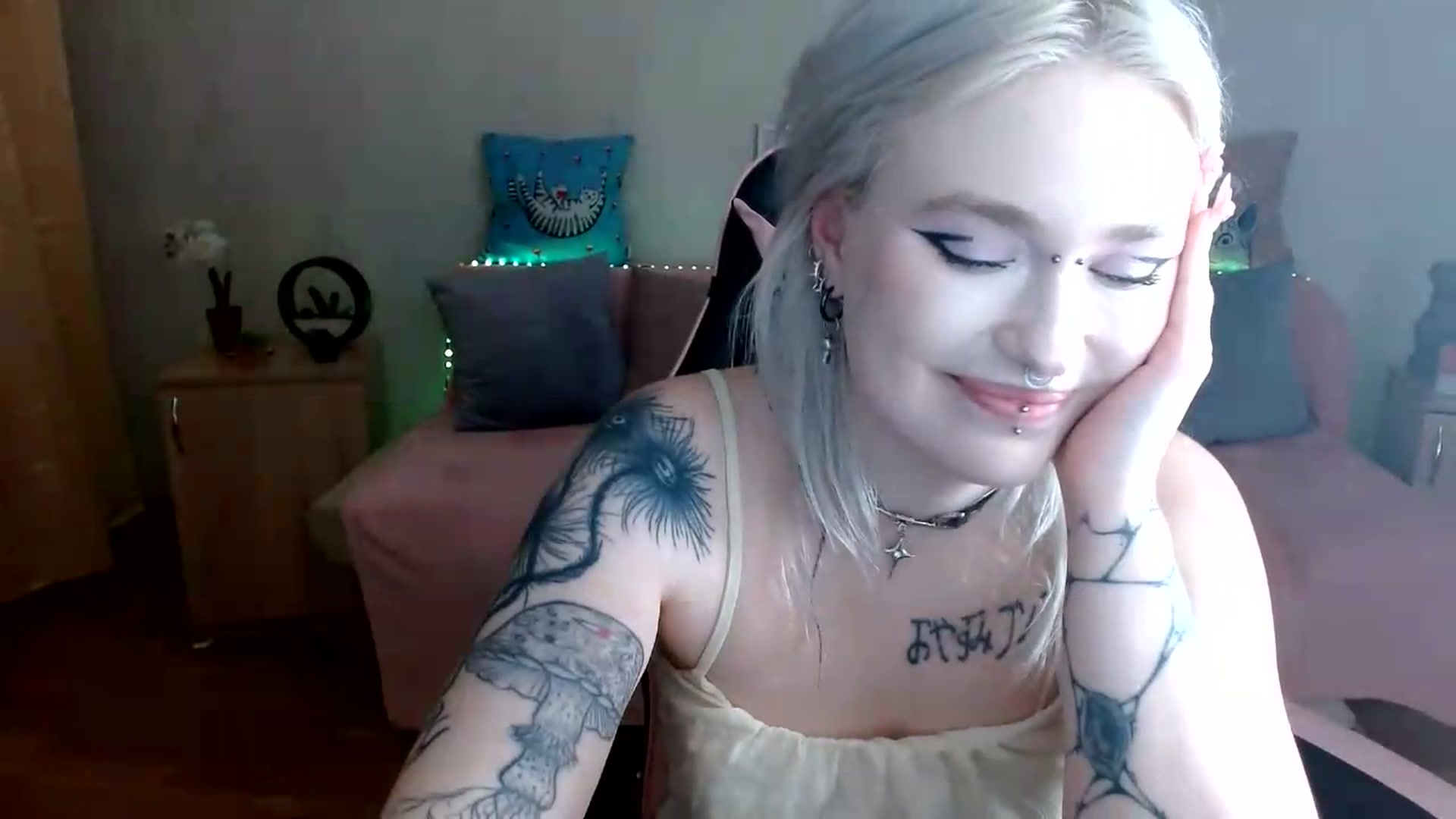 Gallery image thumbnail from Killinna's myfreecams stream on, 07/23/2026, 16:15 image 6 of 20