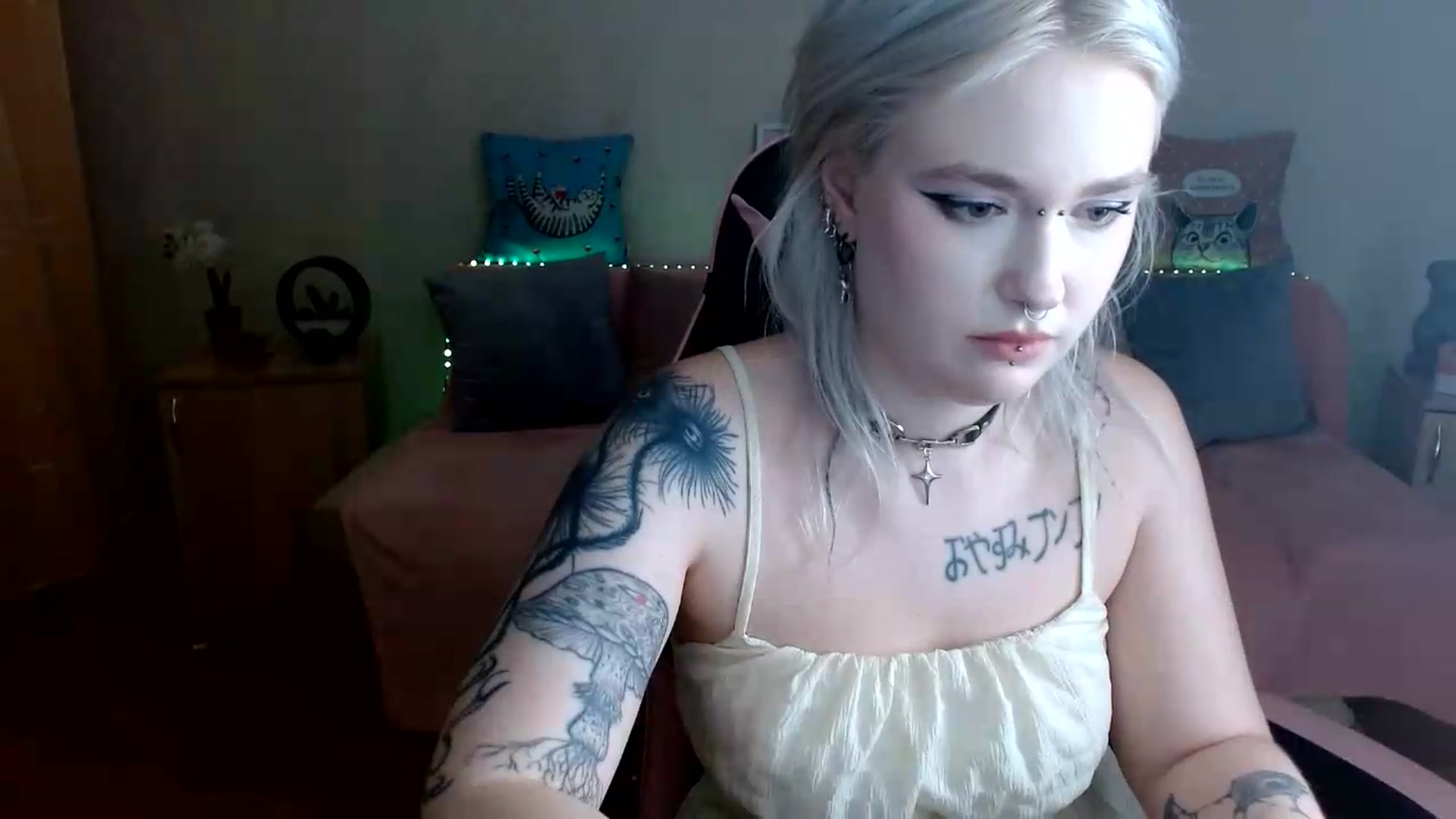 Gallery image thumbnail from Killinna's myfreecams stream on, 07/23/2026, 16:15 image 19 of 20