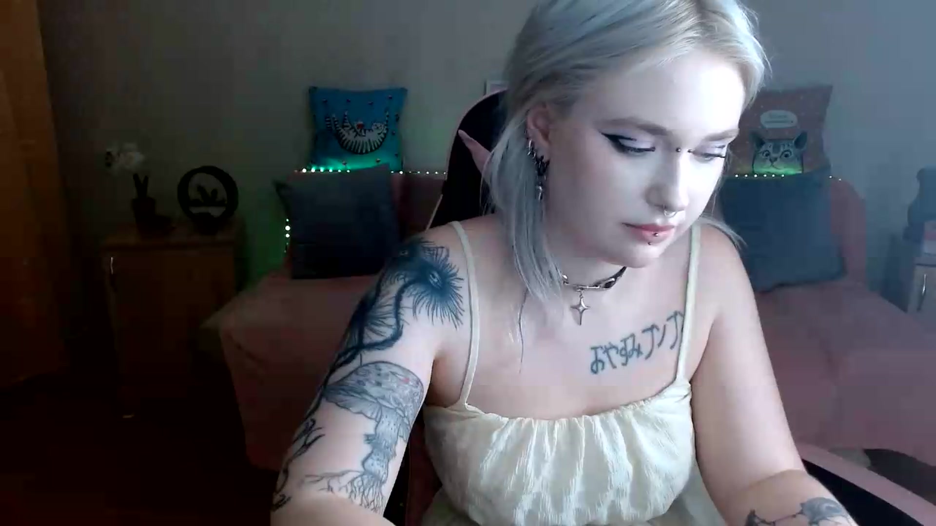 Gallery image thumbnail from Killinna's myfreecams stream on, 07/23/2026, 16:15 image 11 of 20