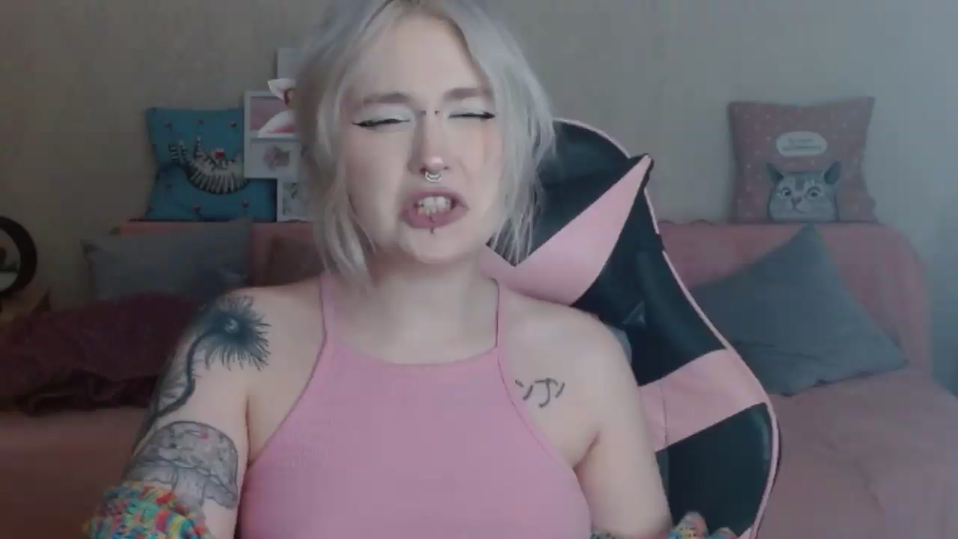 Gallery image thumbnail from Killinna's myfreecams stream on, 07/26/2026, 14:15 image 6 of 20